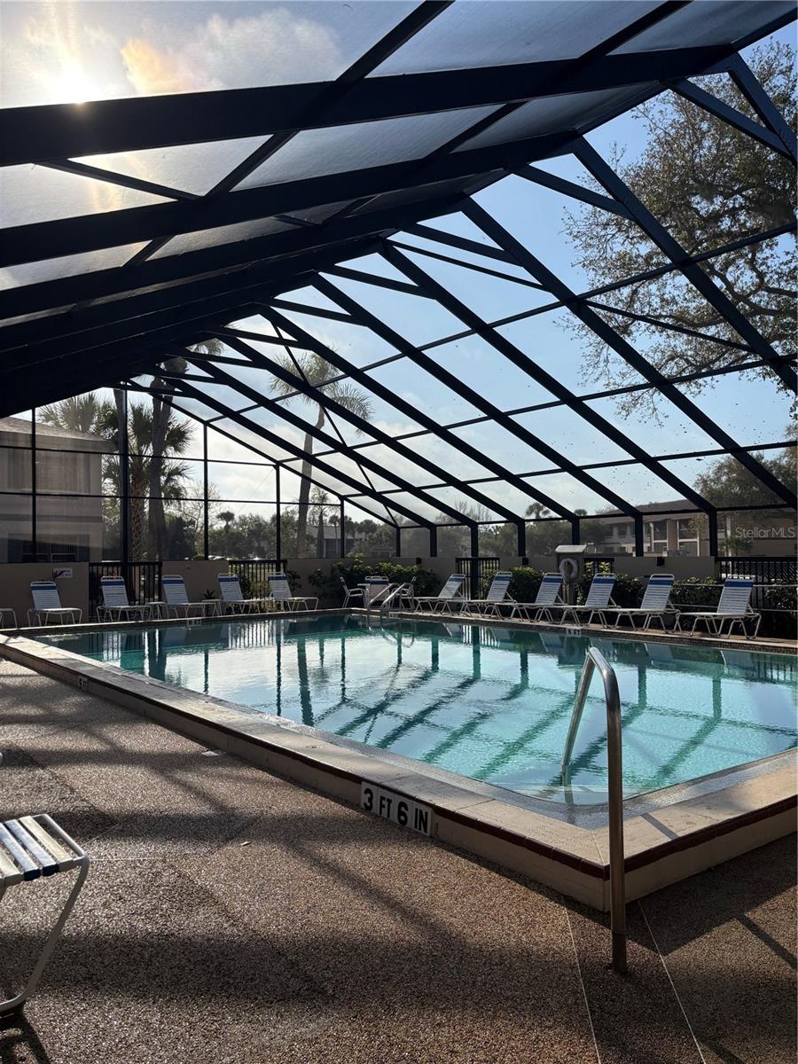 OAKS 04 - Residential