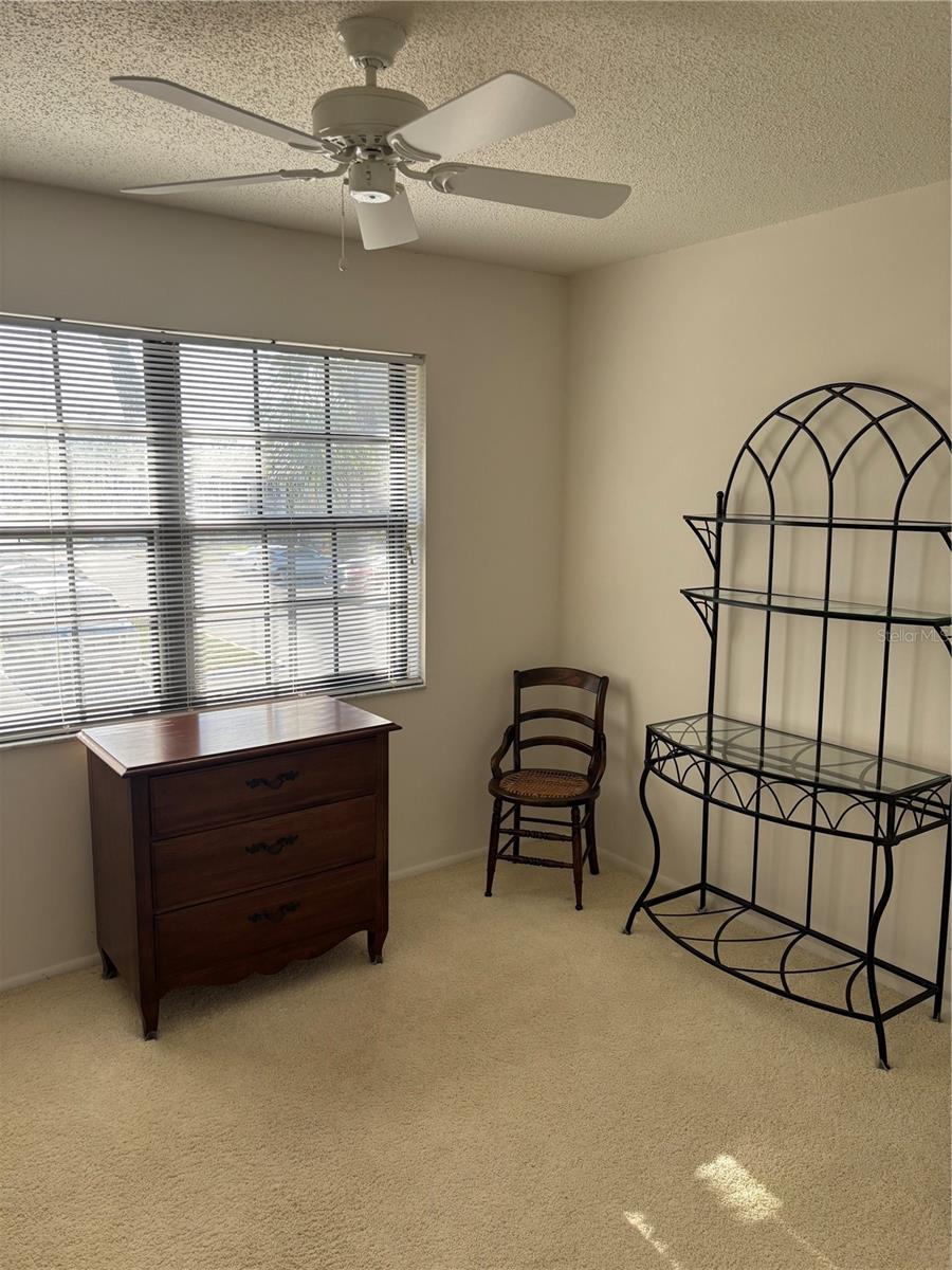 OAKS 04 - Residential