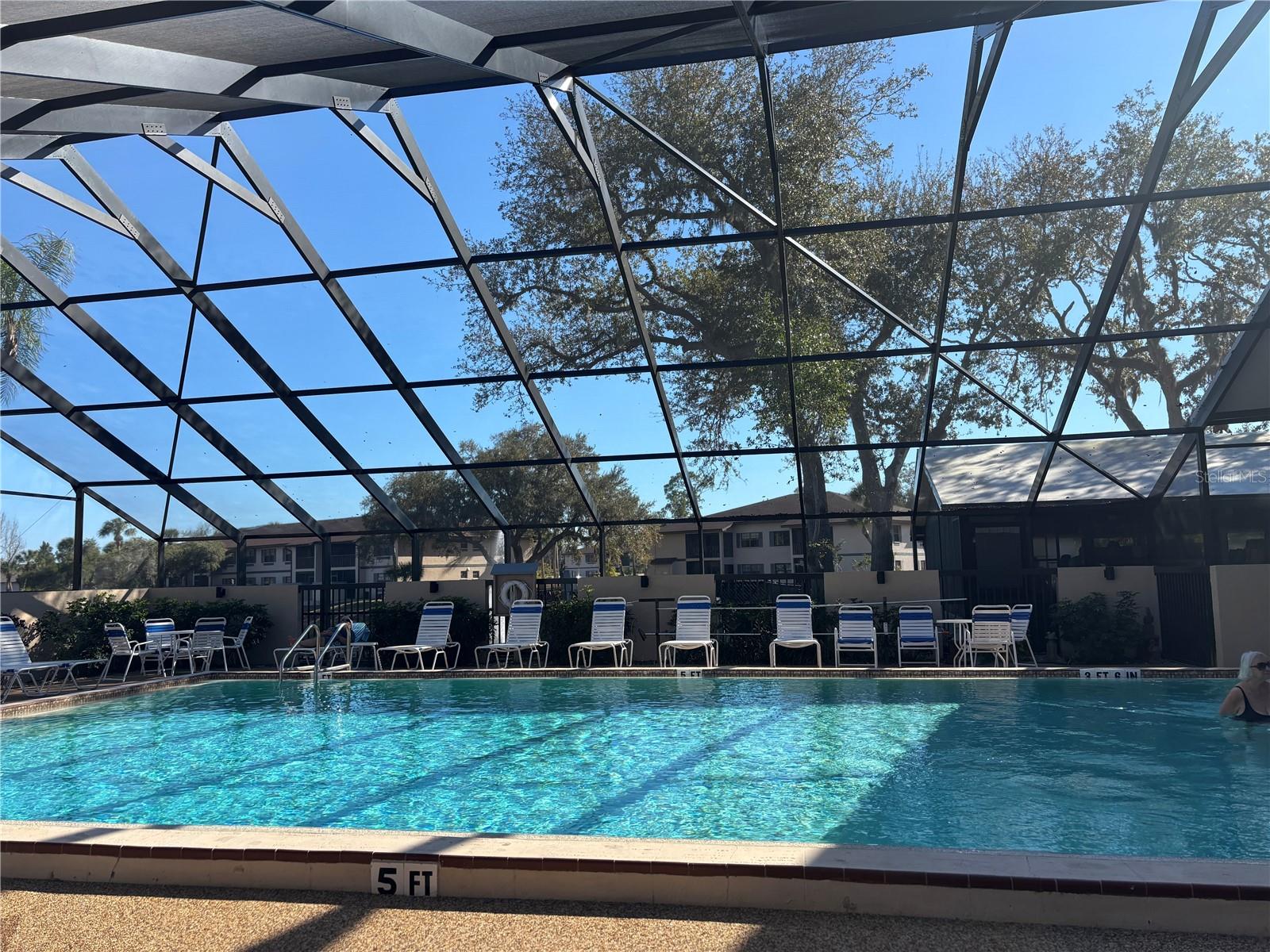 OAKS 04 - Residential