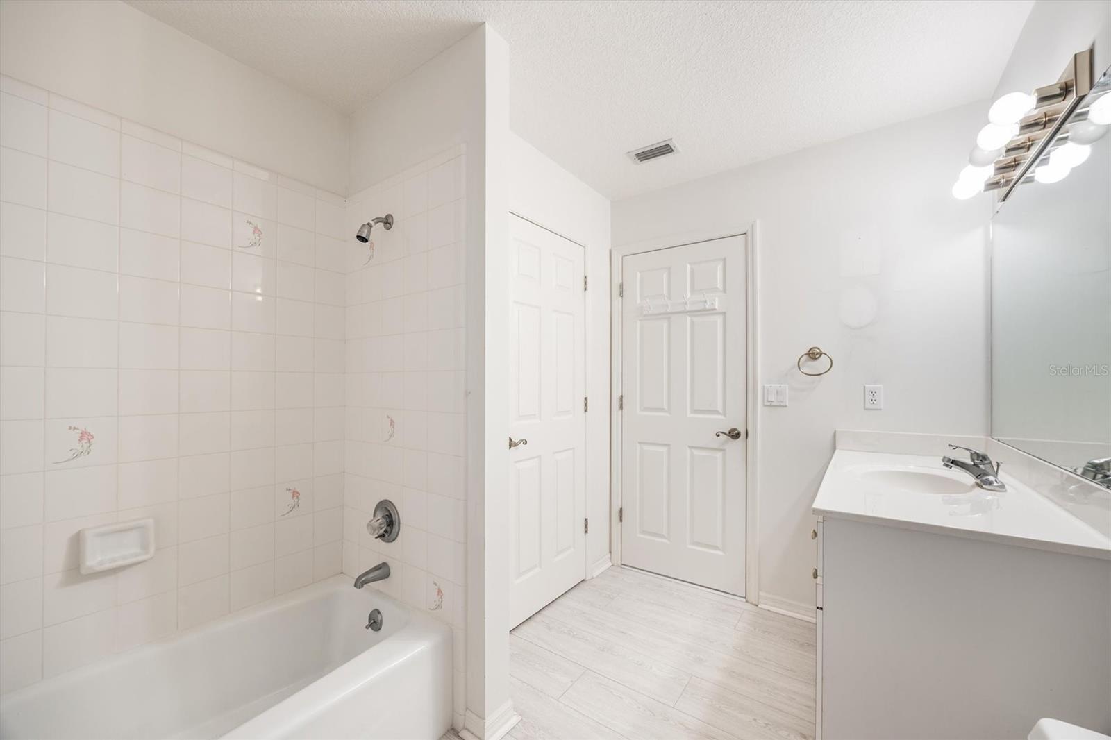 HIDDEN HILLS (BRADFORD) - Residential