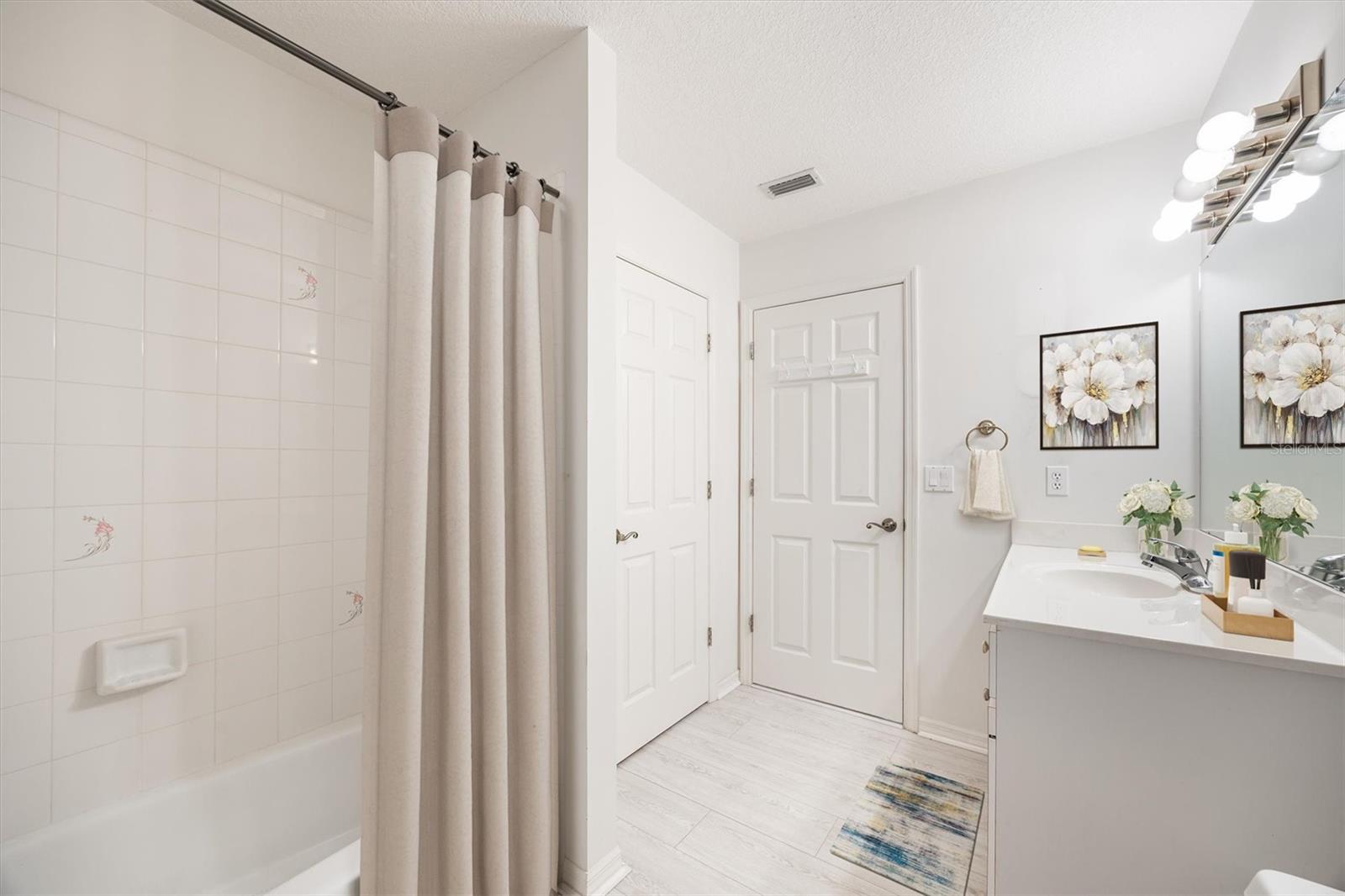 HIDDEN HILLS (BRADFORD) - Residential