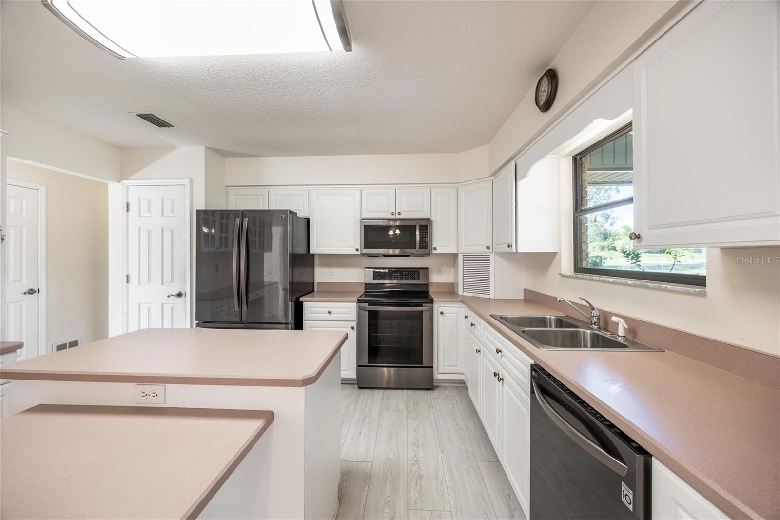 HIDDEN HILLS (BRADFORD) - Residential