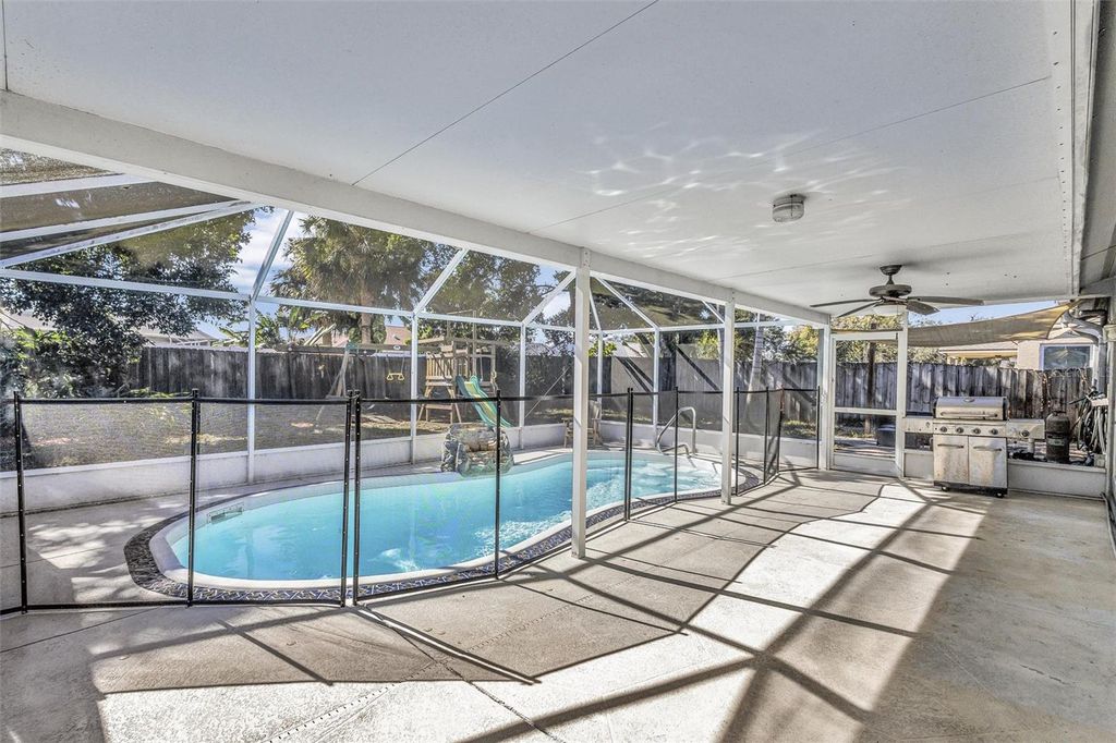 Photo of 6109 61st Court E, Palmetto, FL 34221 (MLS # A4680529)