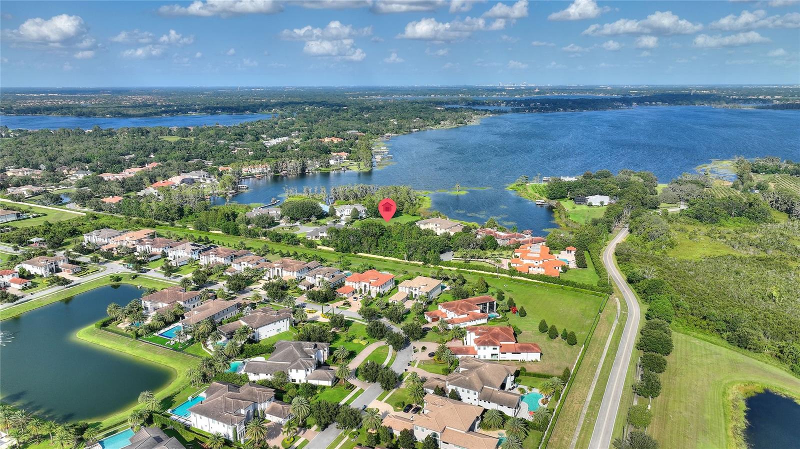 CHAINE DU LAC - Land