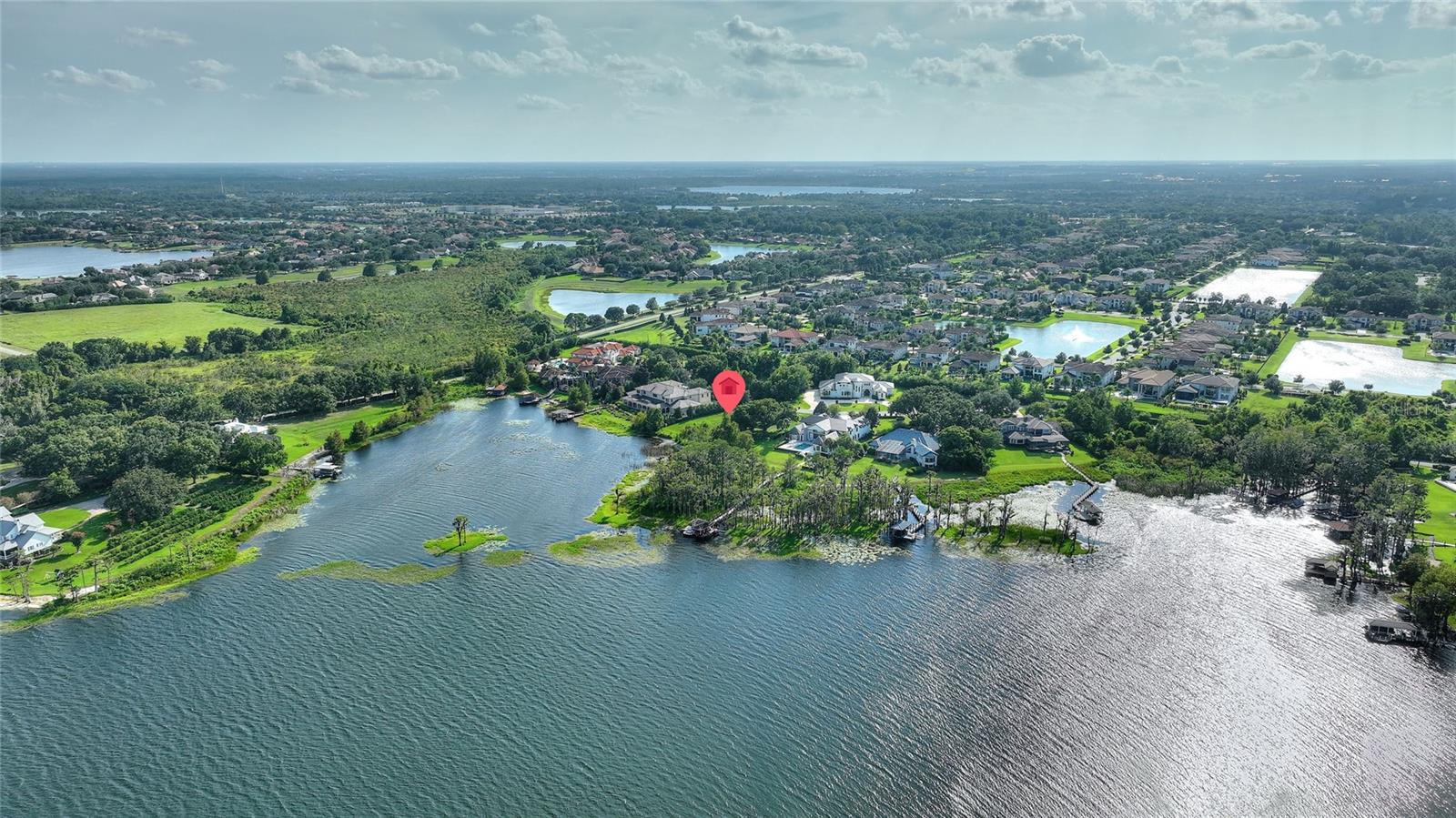 CHAINE DU LAC - Land