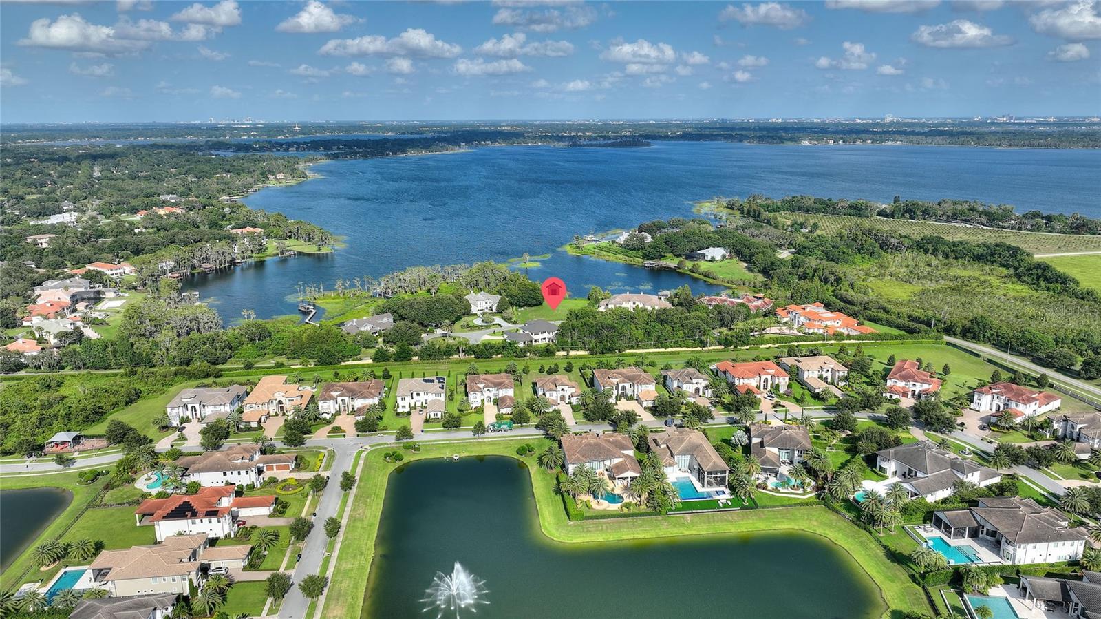 CHAINE DU LAC - Land