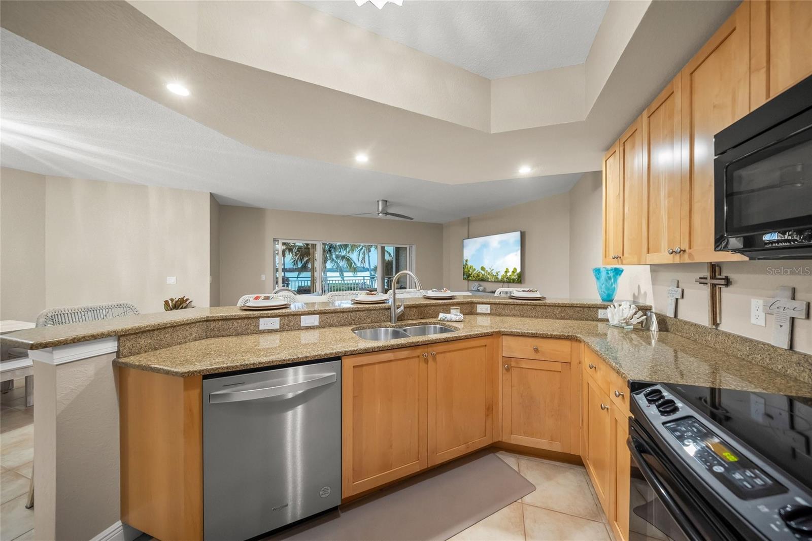 VILLAS/HARBOR VILLAGE - Residential