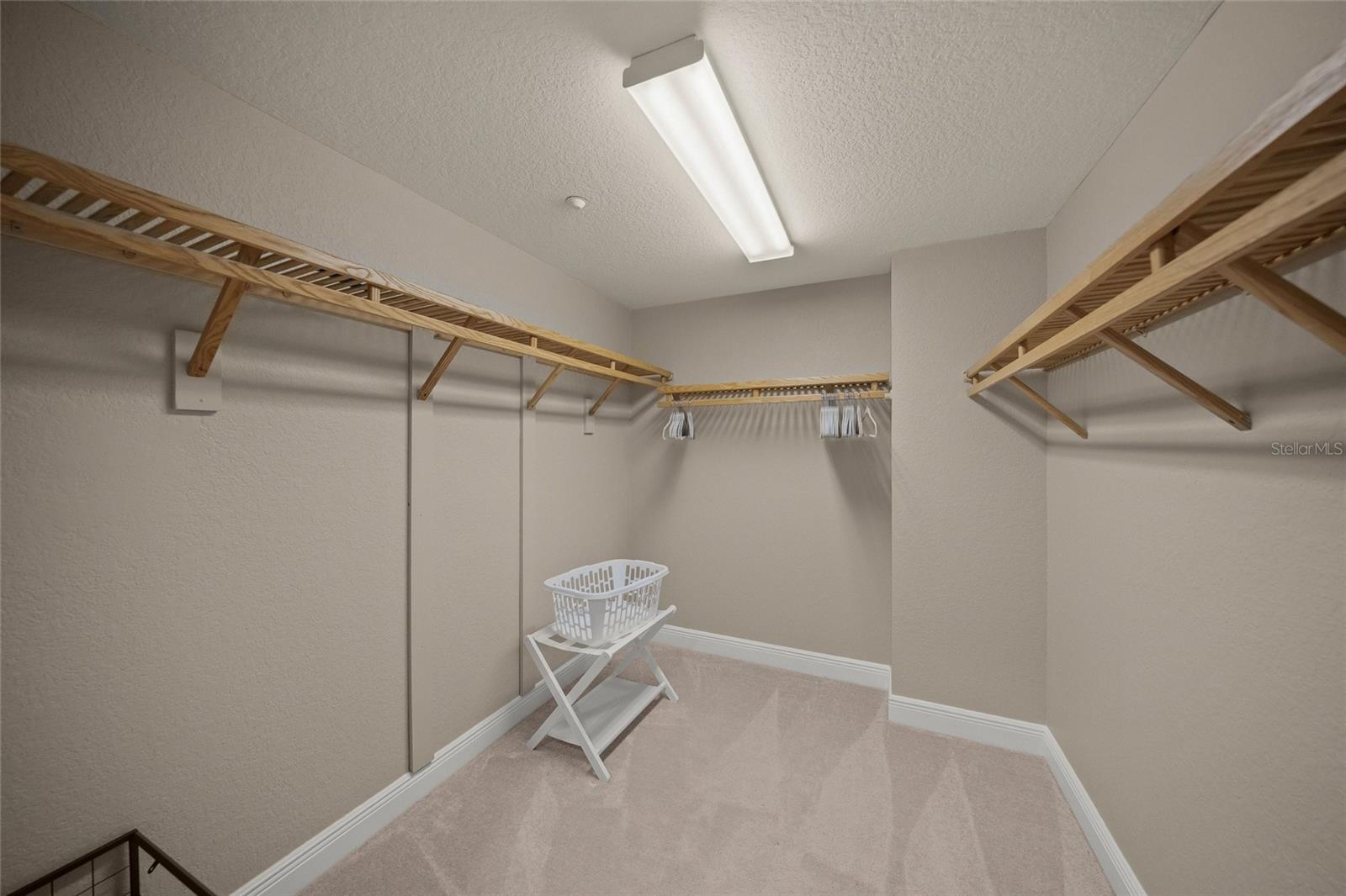 VILLAS/HARBOR VILLAGE - Residential