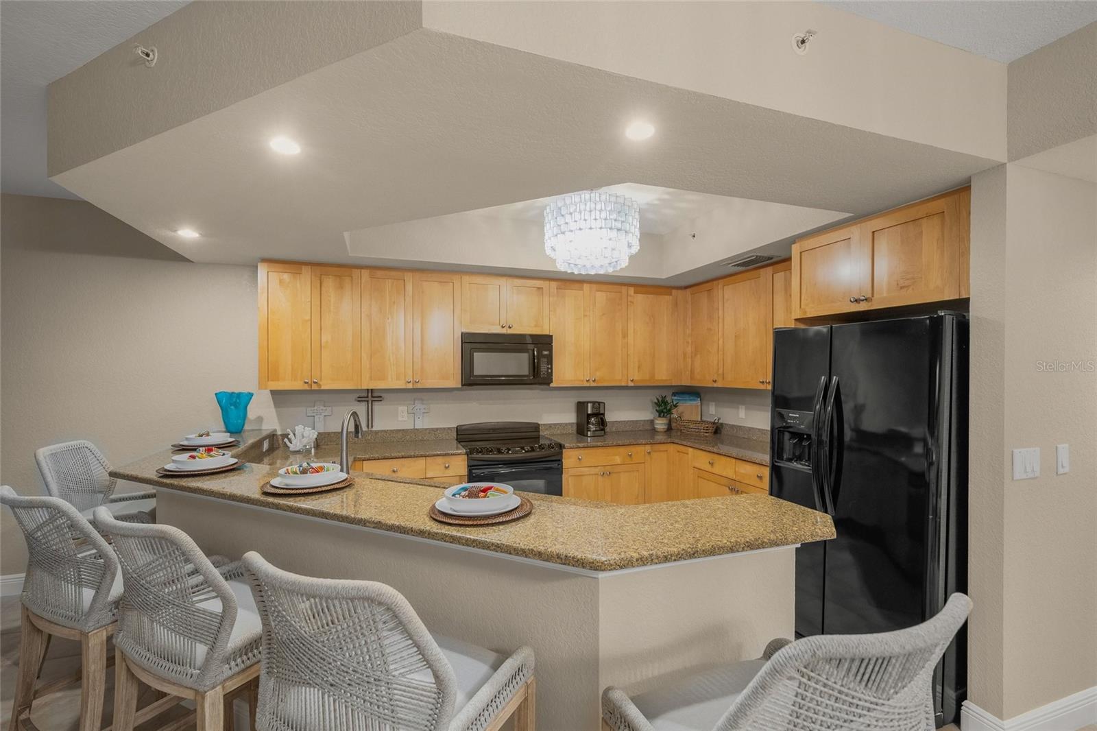 VILLAS/HARBOR VILLAGE - Residential