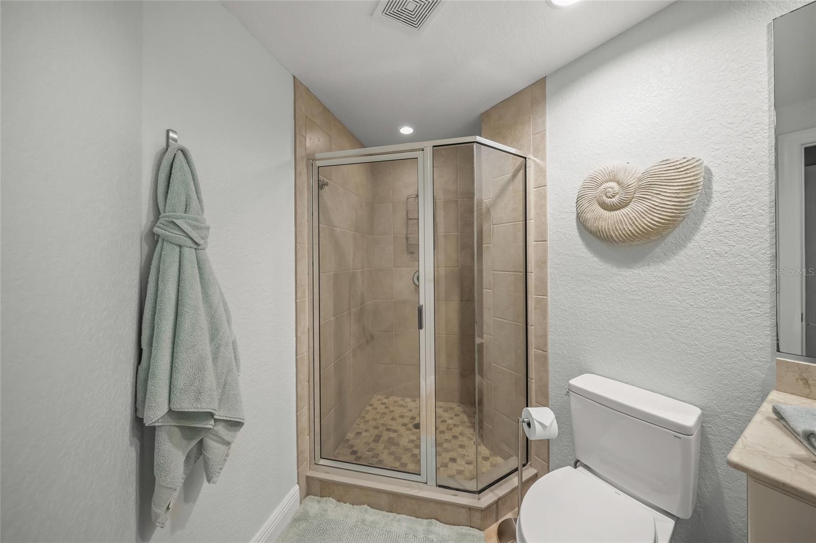 VILLAS/HARBOR VILLAGE - Residential