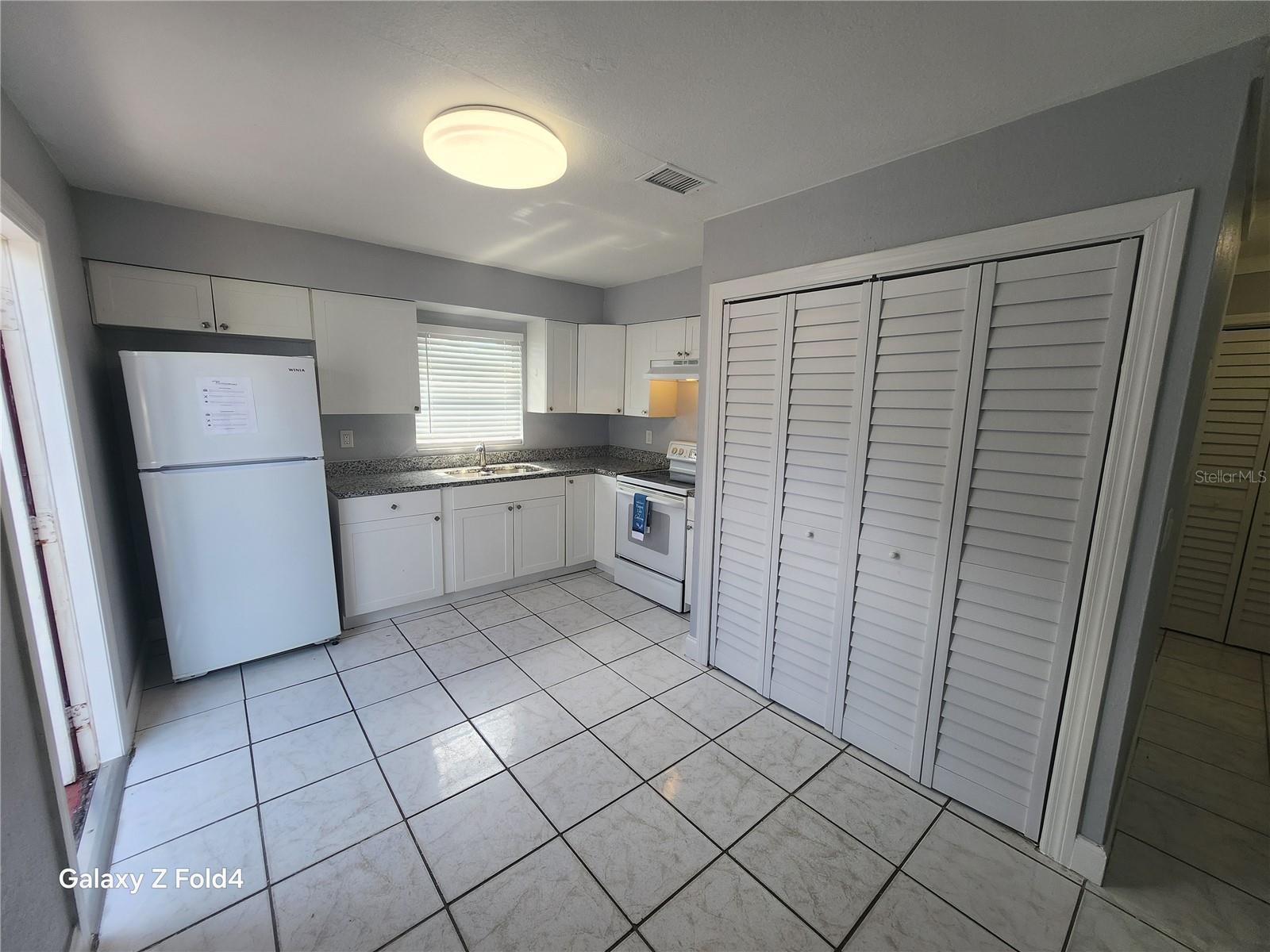UNPLATTED - Residential Lease
