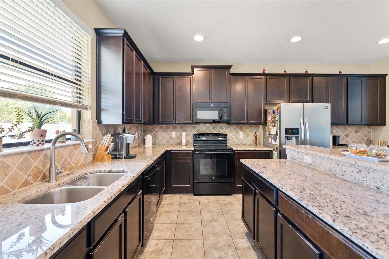 LAGO BUENDIA PH 2 - Residential