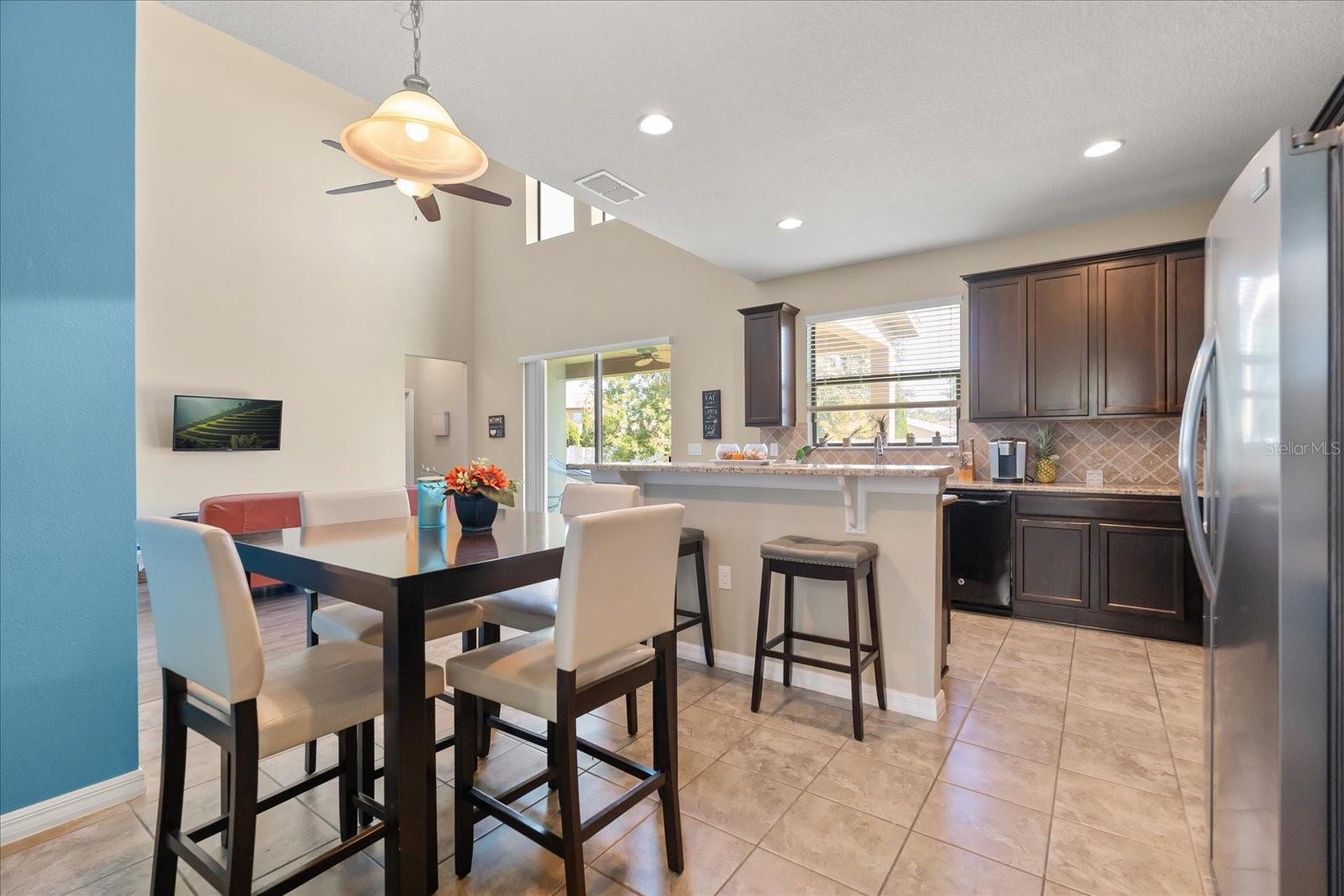 LAGO BUENDIA PH 2 - Residential