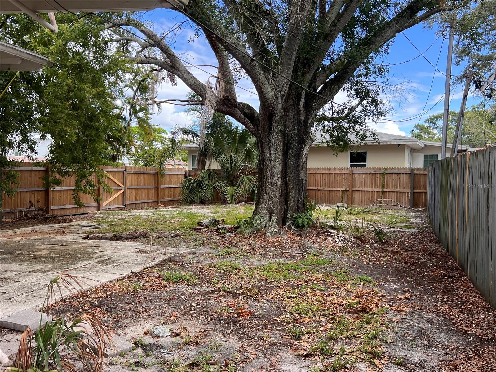 PORACHS ADD 3 - Residential Lease