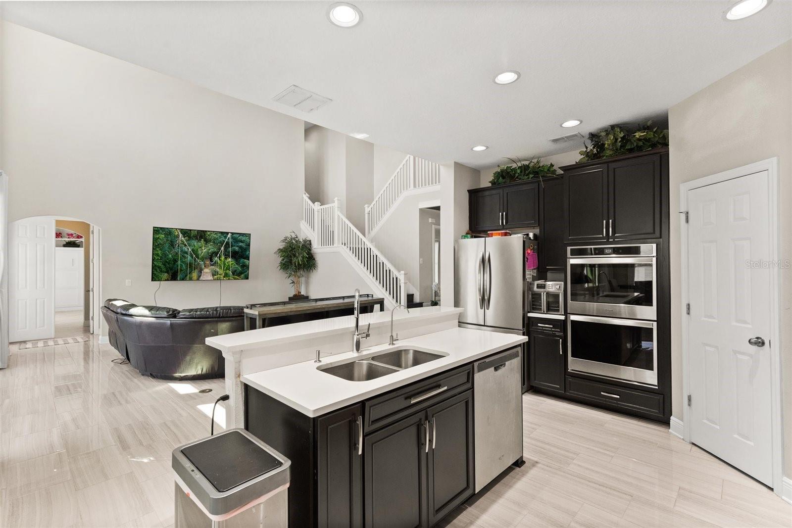 WATERSIDE POINTE PH 3 - Residential