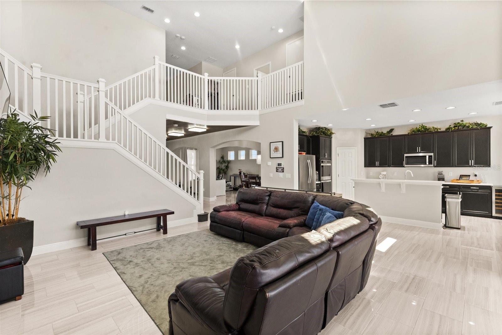 WATERSIDE POINTE PH 3 - Residential