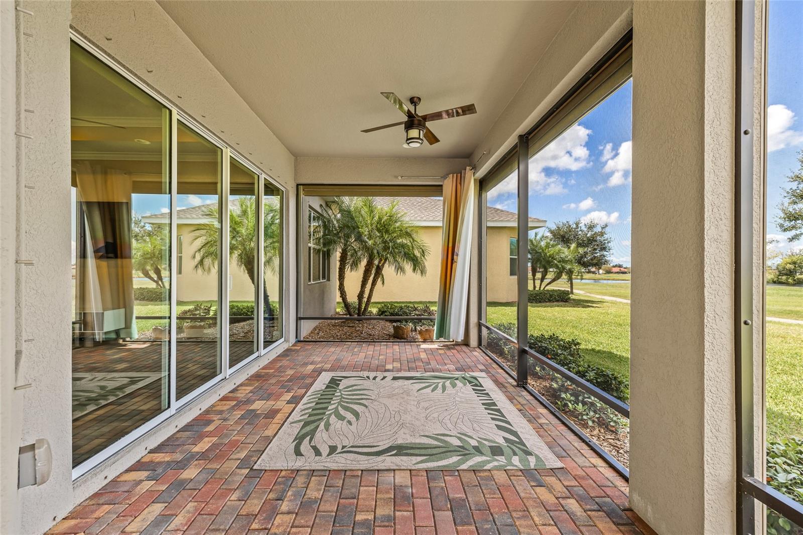 SUN CITY CENTER UNIT 274 & 2 - Residential