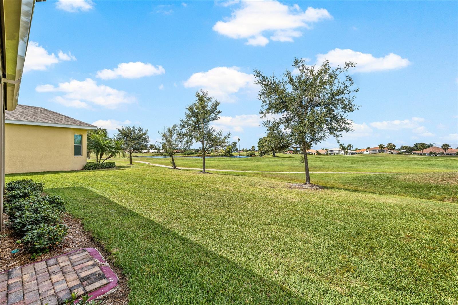 SUN CITY CENTER UNIT 274 & 2 - Residential