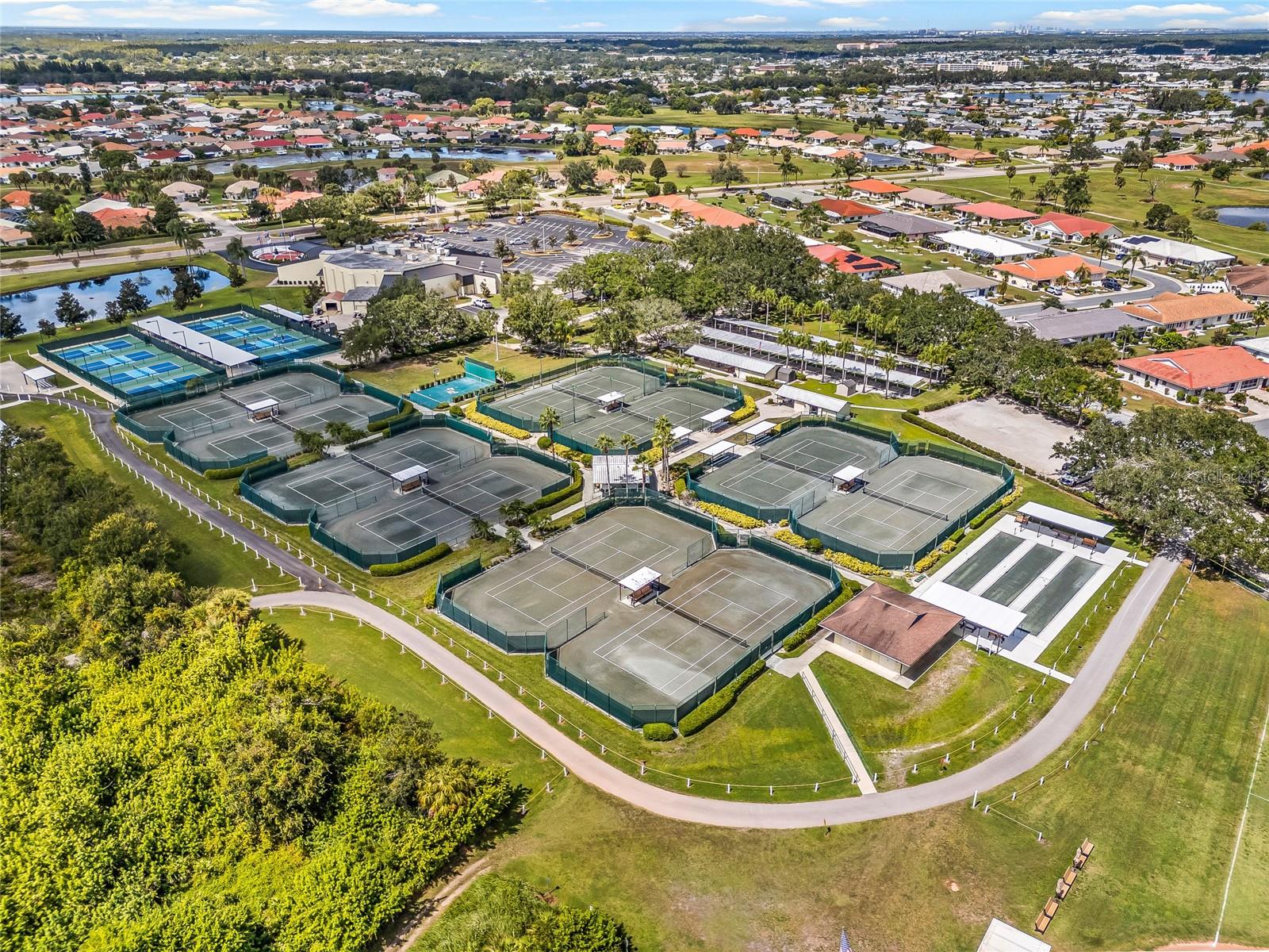 SUN CITY CENTER UNIT 274 & 2 - Residential