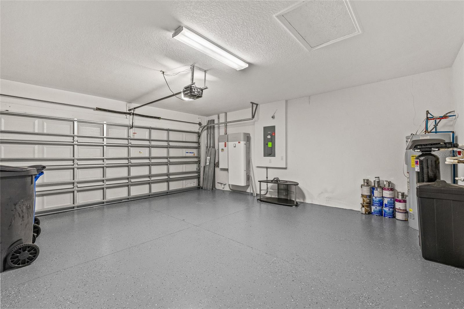 SUN CITY CENTER UNIT 274 & 2 - Residential