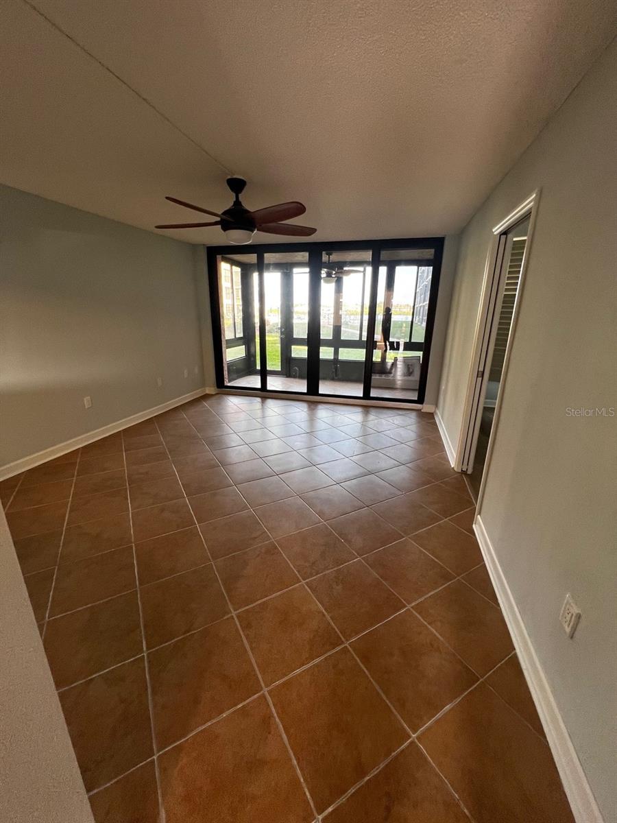 BAY MARINER THE CONDO - Residential