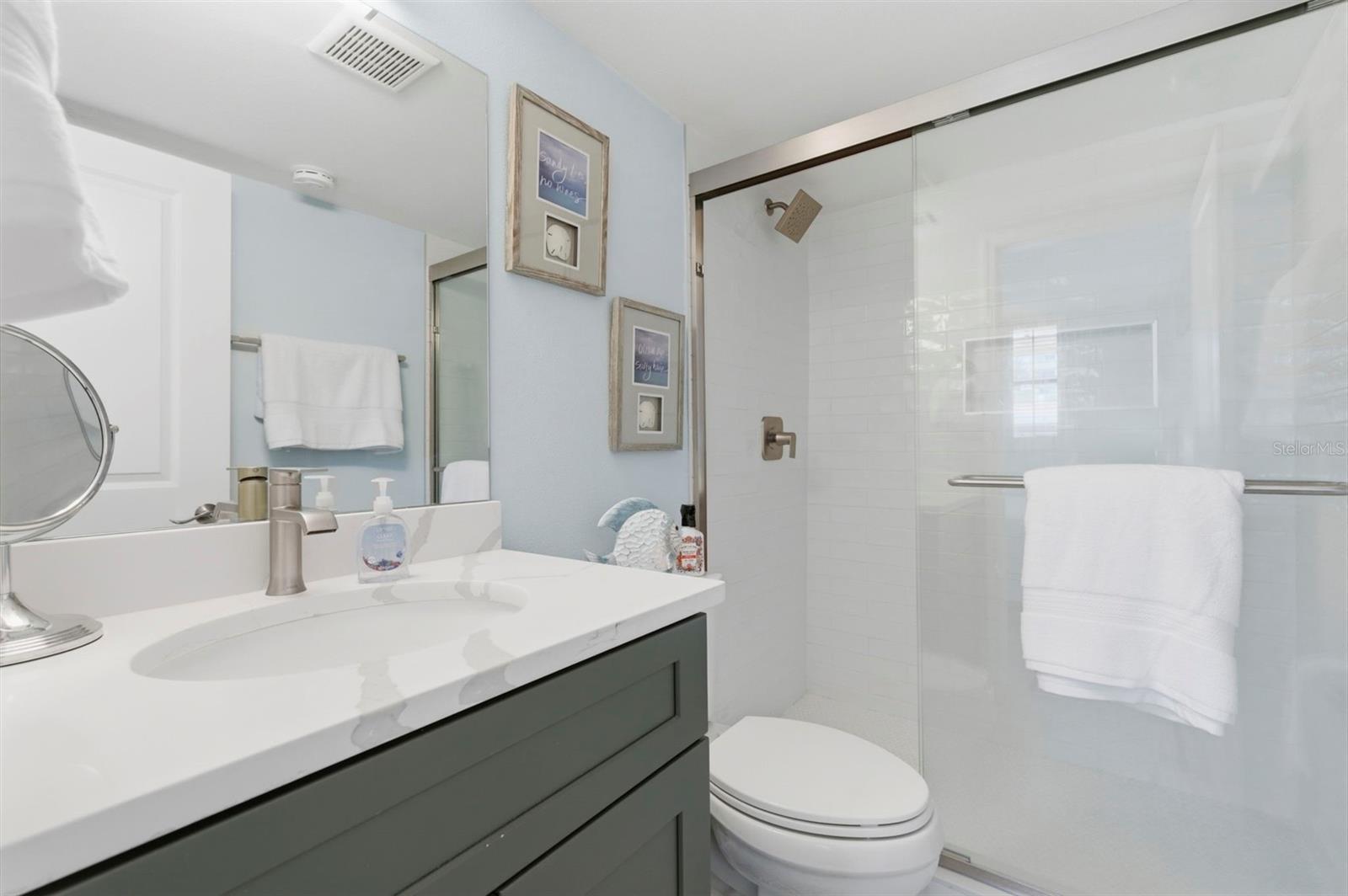 BAY MARINER THE CONDO - Residential