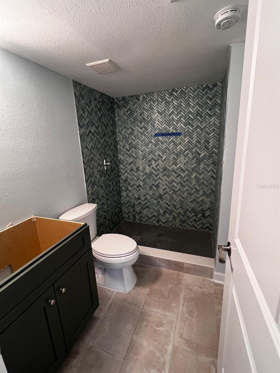 BAY MARINER THE CONDO - Residential