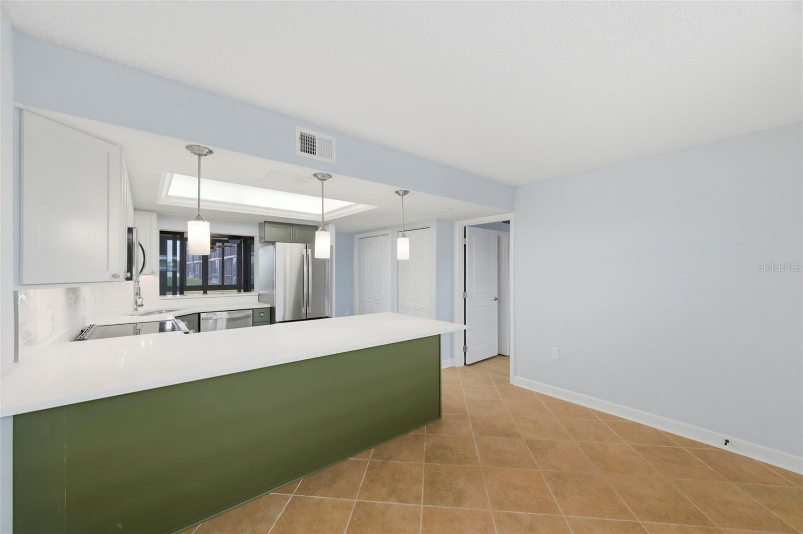 BAY MARINER THE CONDO - Residential