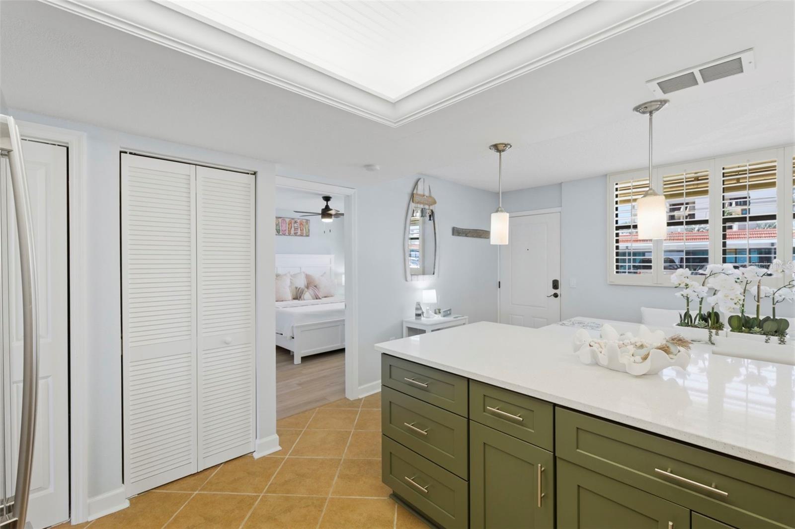 BAY MARINER THE CONDO - Residential