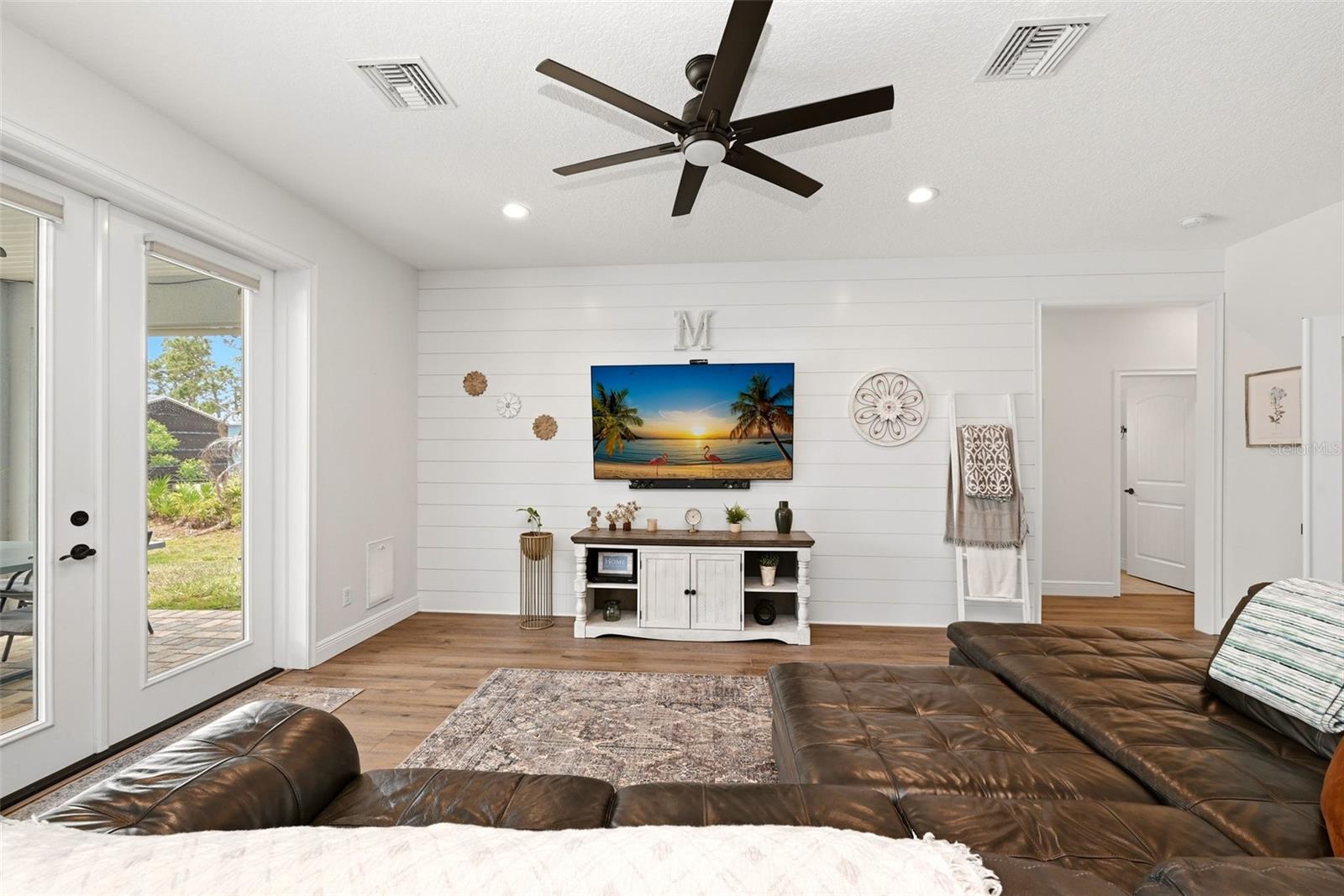 BAY LAKE RANCH UNIT 3 - Residential