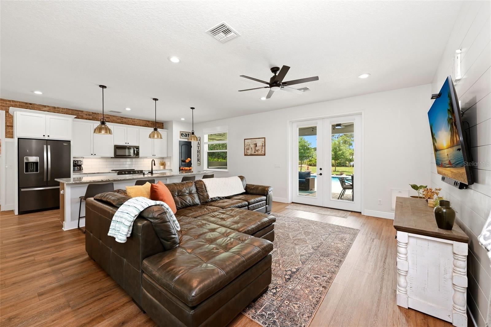 BAY LAKE RANCH UNIT 3 - Residential