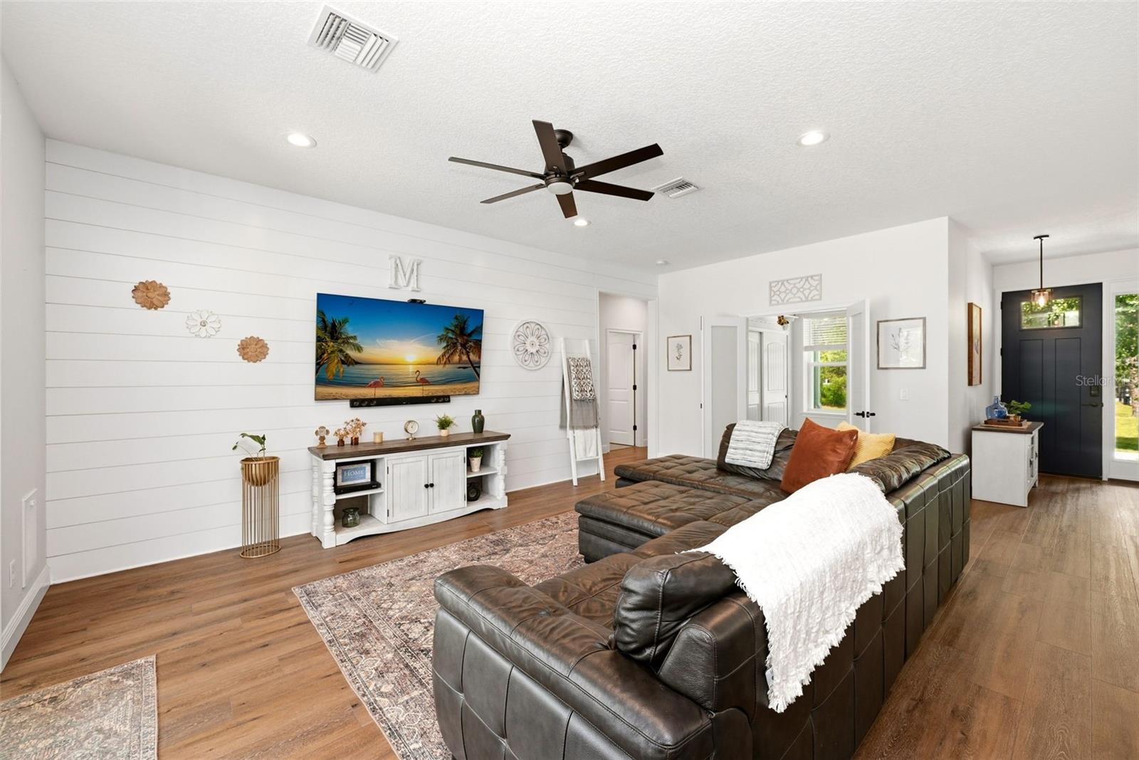 BAY LAKE RANCH UNIT 3 - Residential