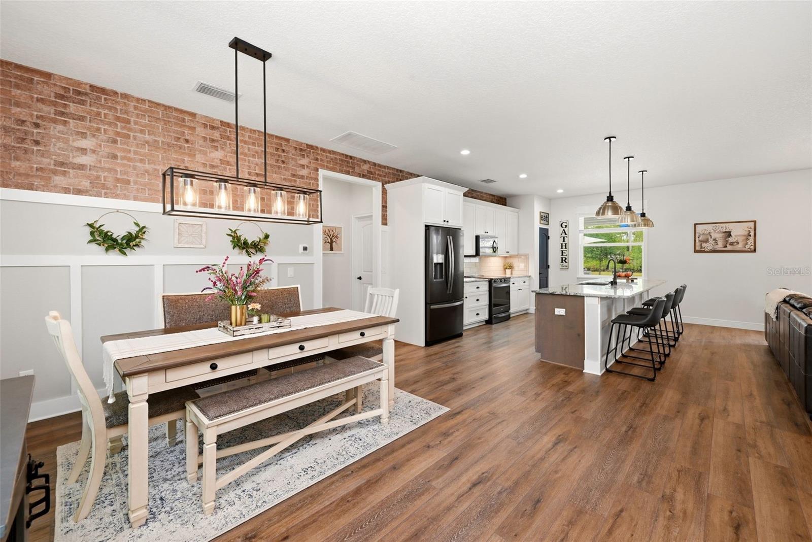 BAY LAKE RANCH UNIT 3 - Residential