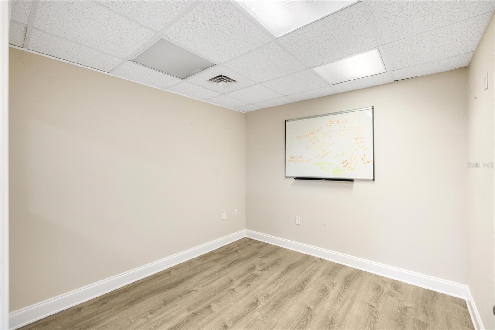 PUNTA GORDA - Commercial Sale
