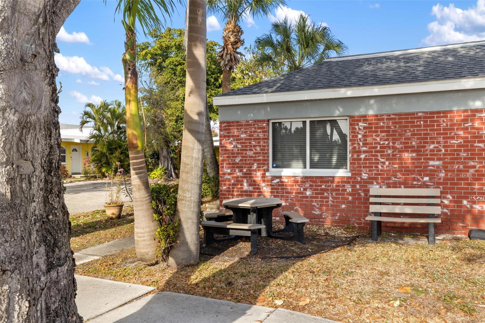 PUNTA GORDA - Commercial Sale