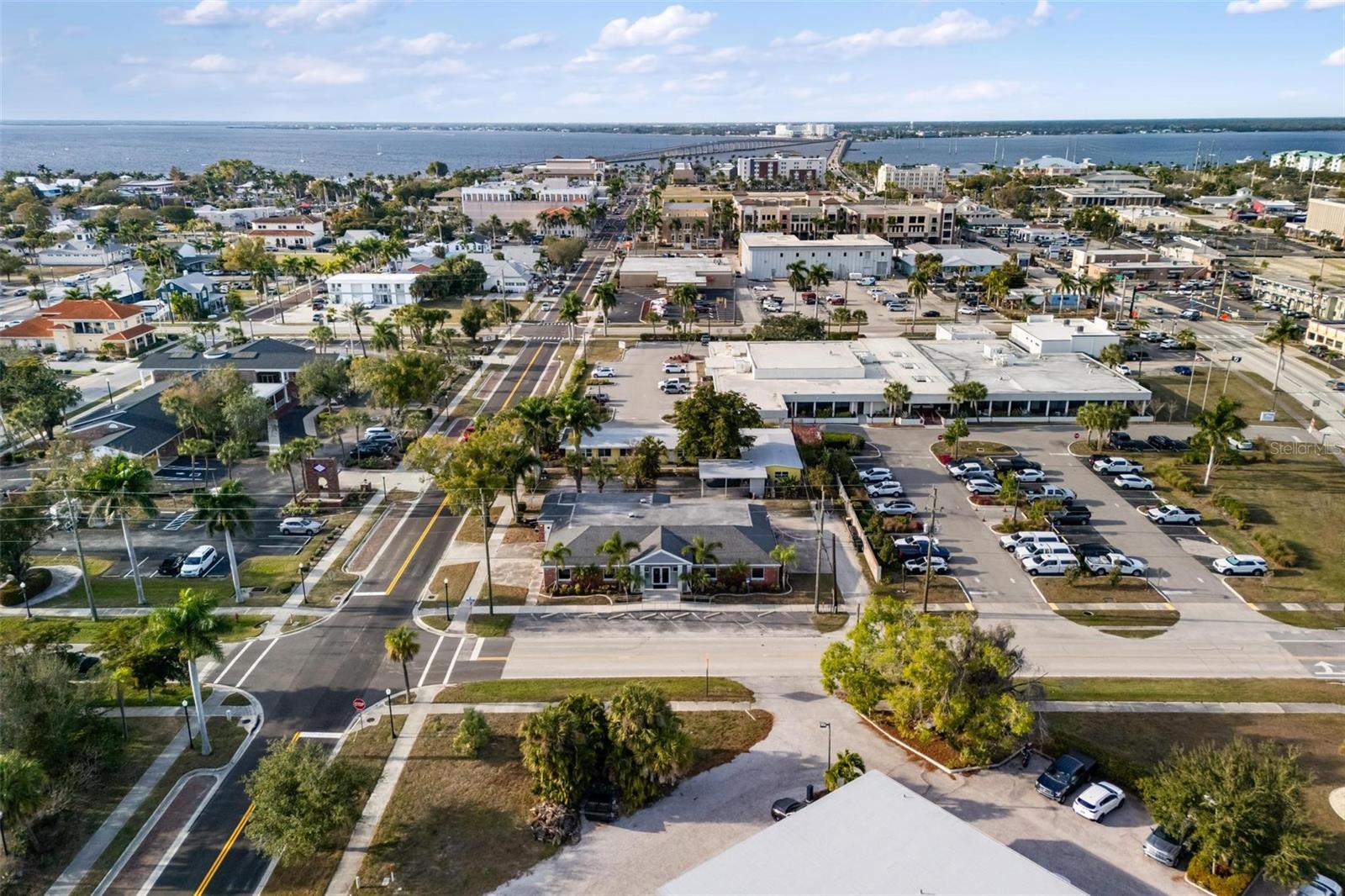 PUNTA GORDA - Commercial Sale