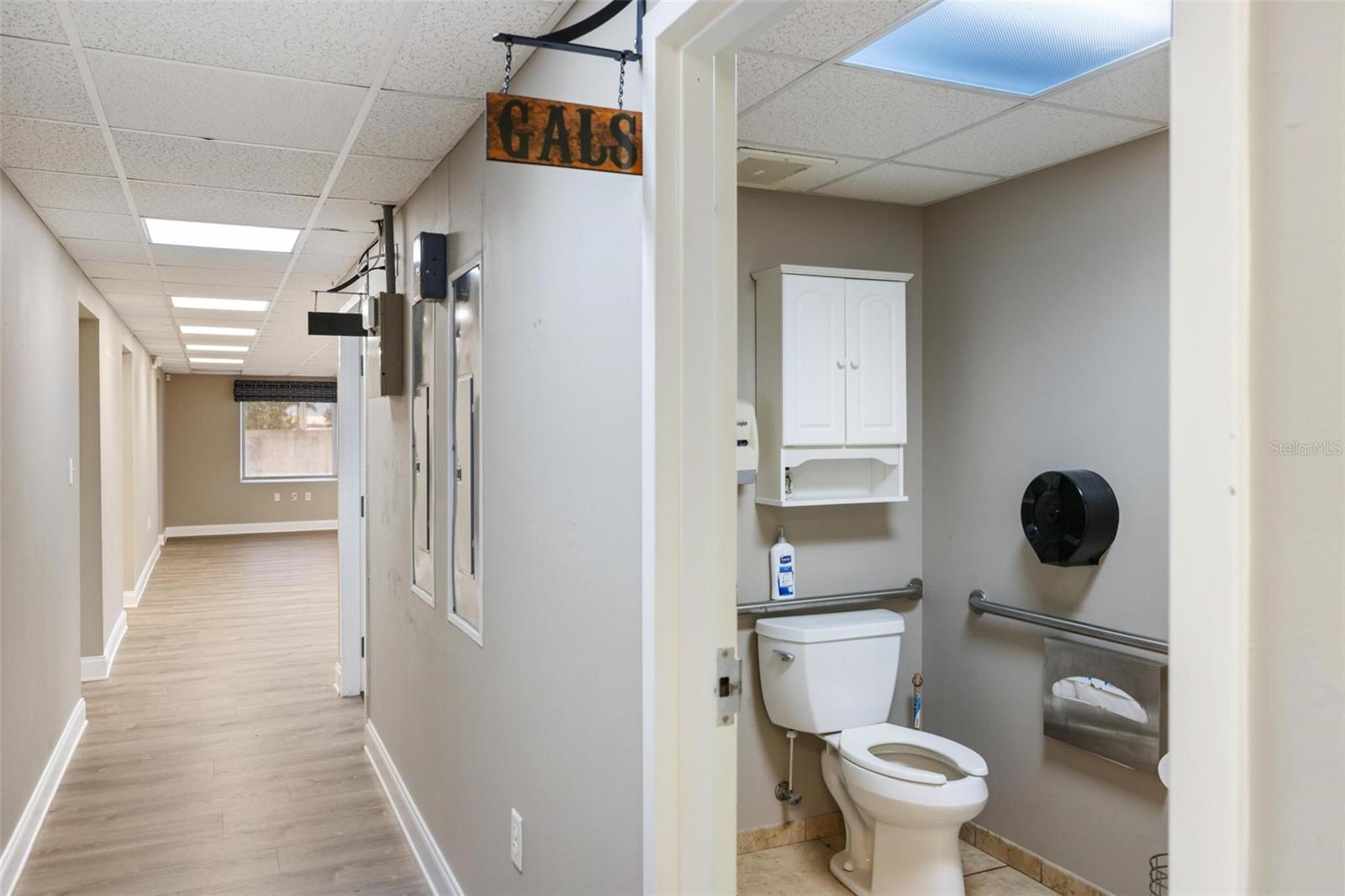PUNTA GORDA - Commercial Sale