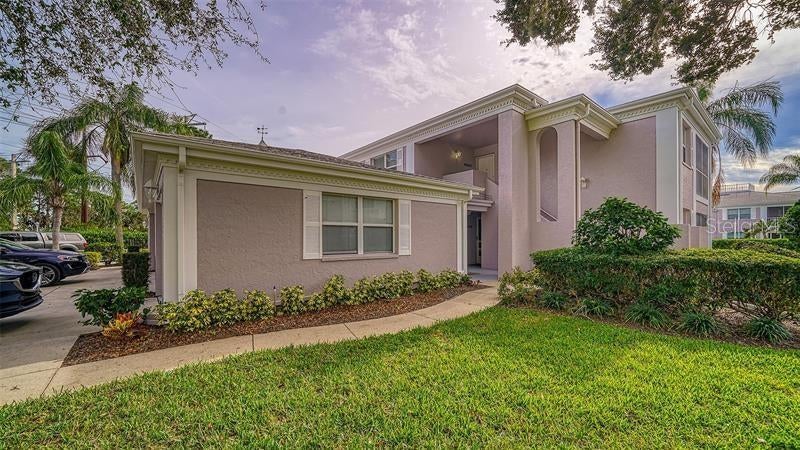 Photo of 5655 Sheffield Greene Circle #61, Sarasota, FL 34235 (MLS # A4705709)