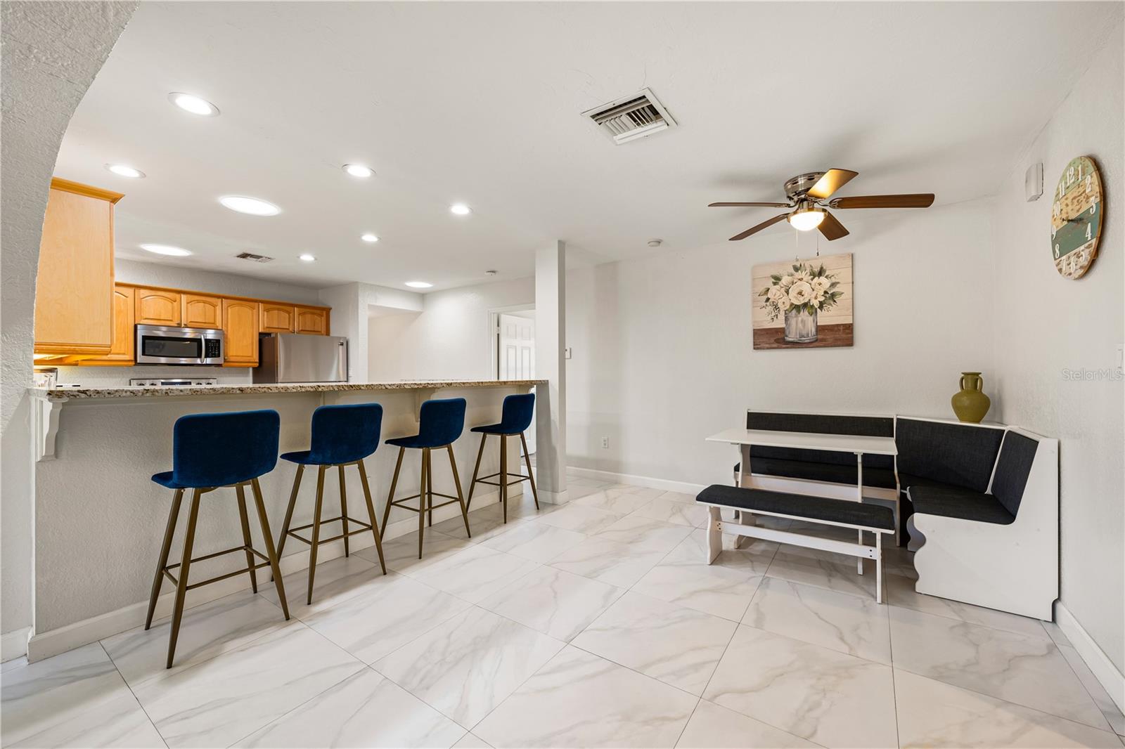 SOUTH GATE - Residential