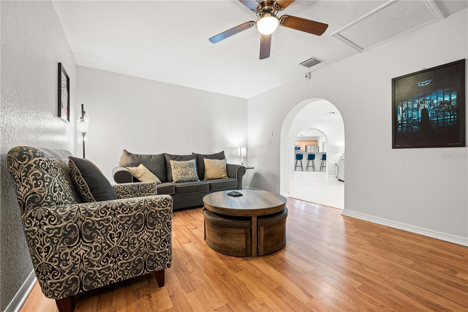 SOUTH GATE - Residential