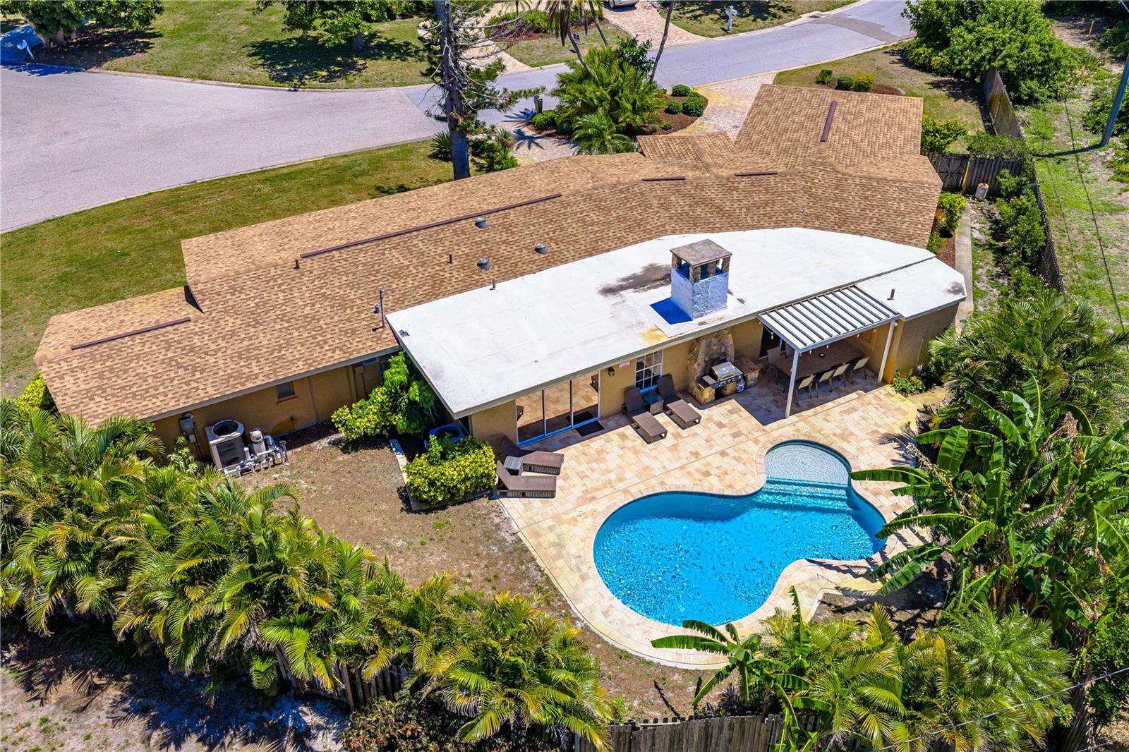 SOUTH GATE - Residential