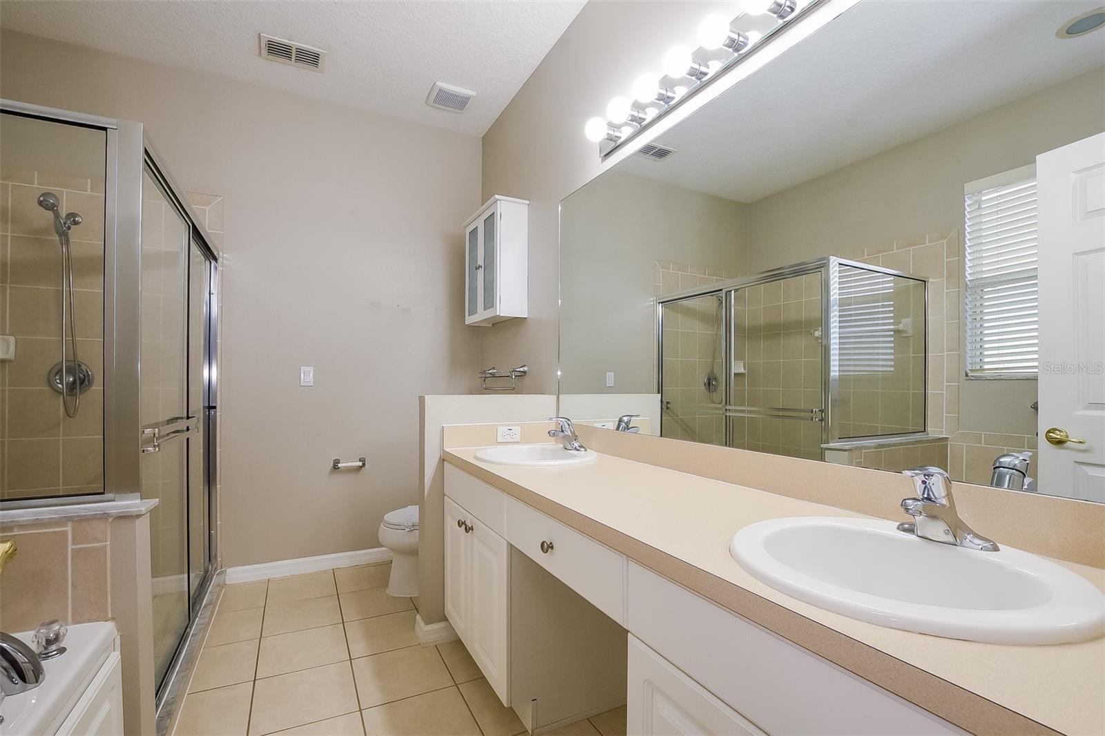 TRADDS LANDING LT 01 PB 51 PG 08-20 ORB 248 - Residential
