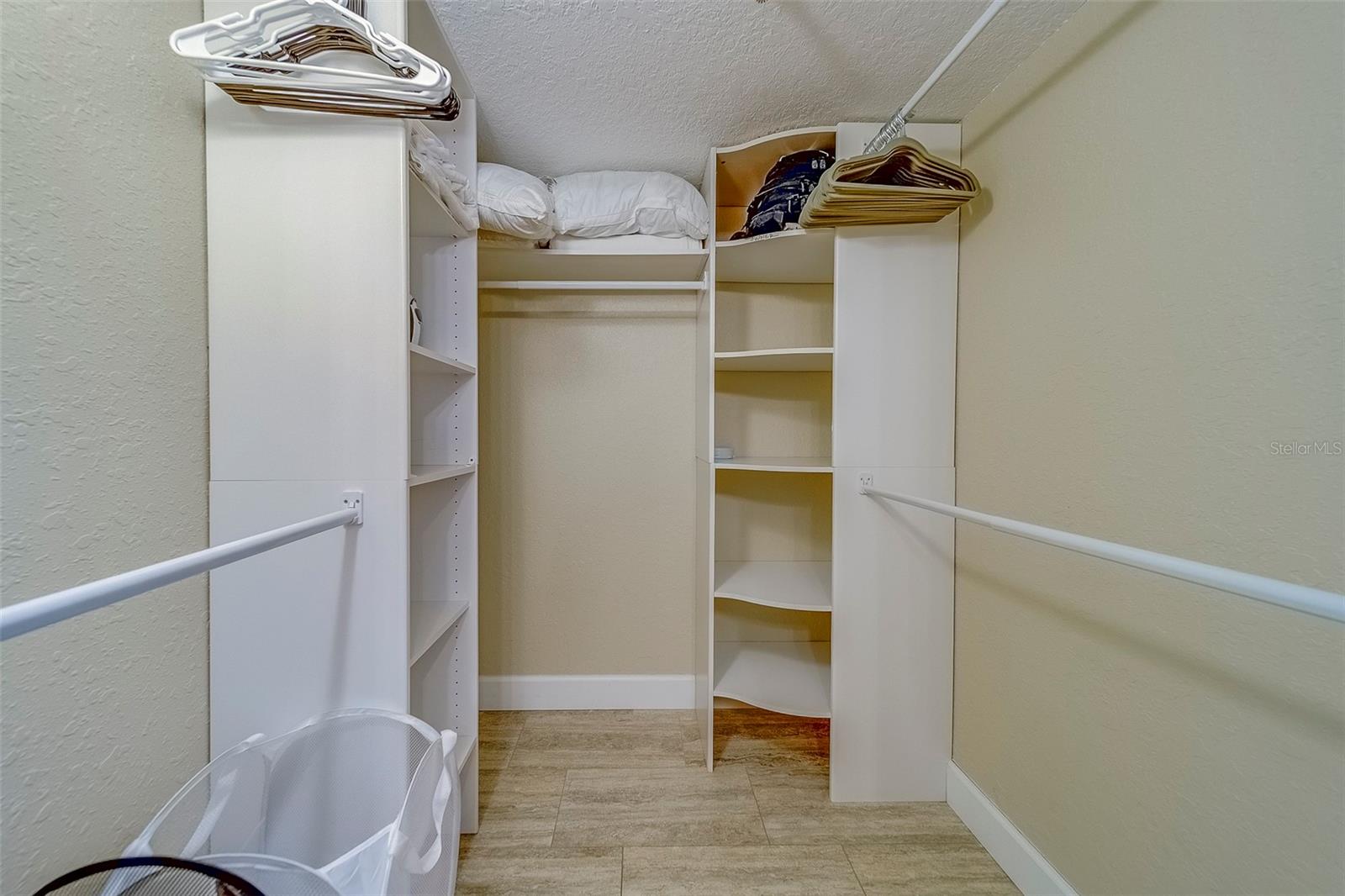 LIGHTHOUSE POINTE CONDO - Residential Lease