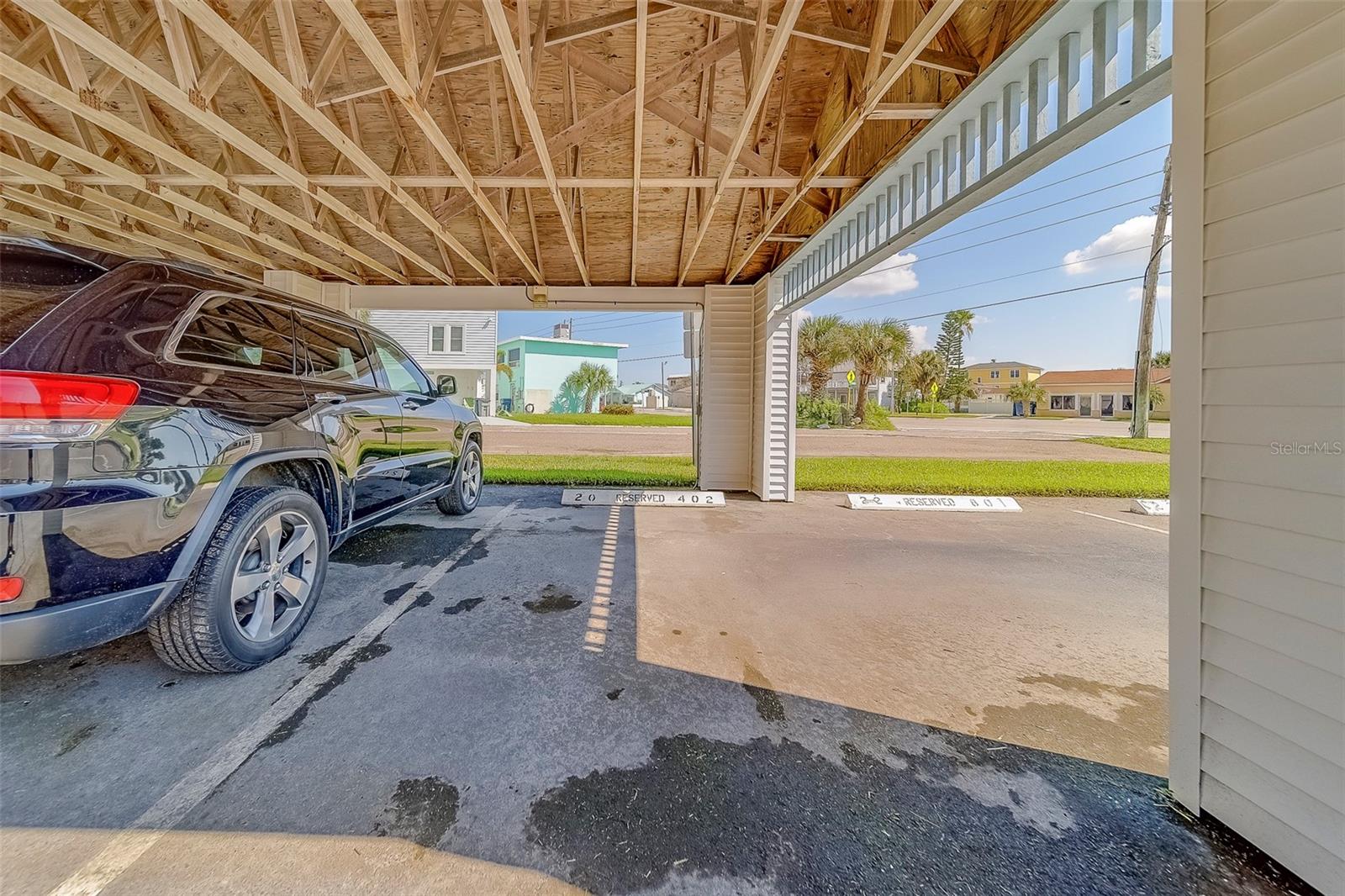 LIGHTHOUSE POINTE CONDO - Residential Lease