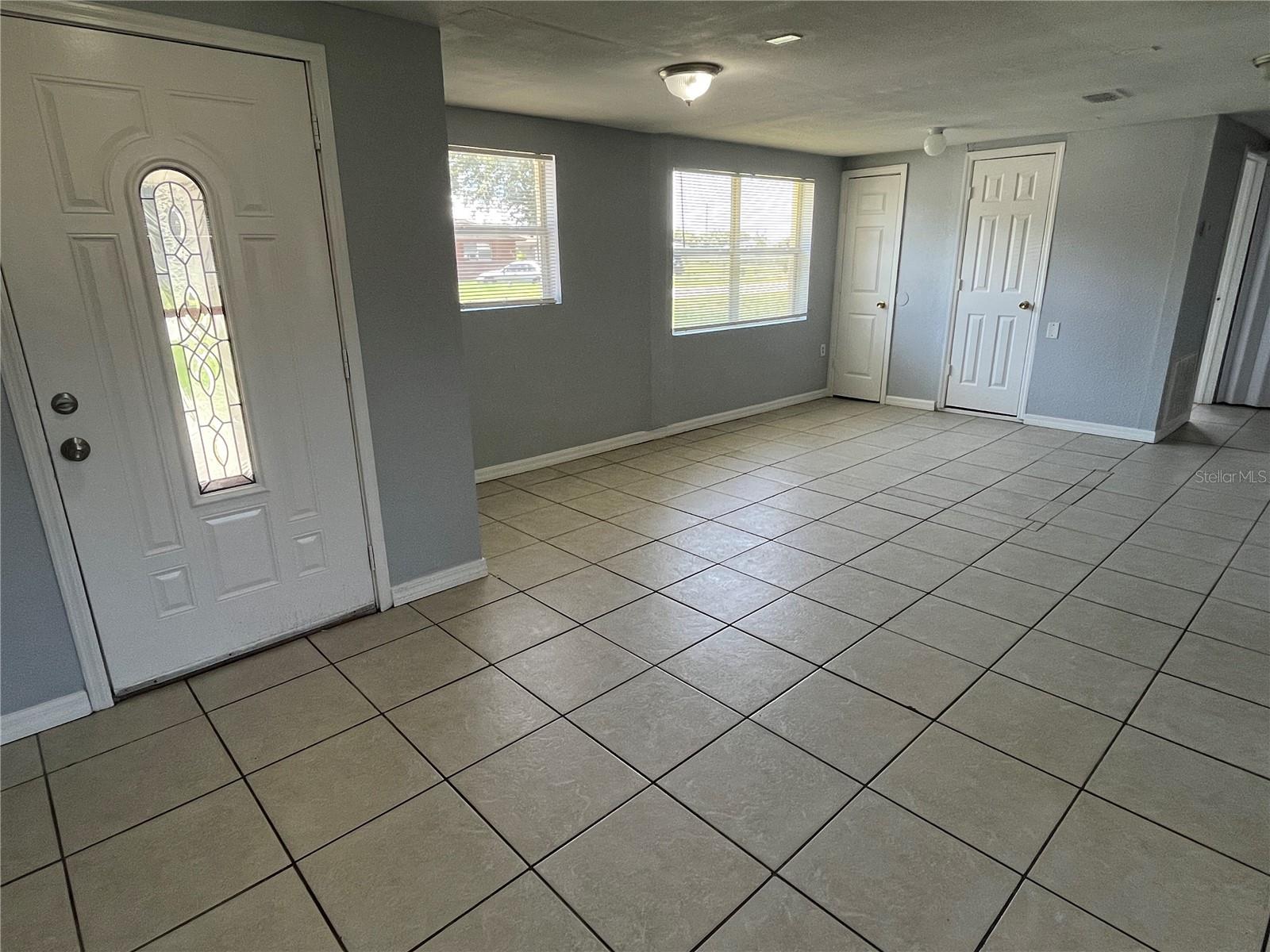 GOLF VIEW PARK - Residential Lease