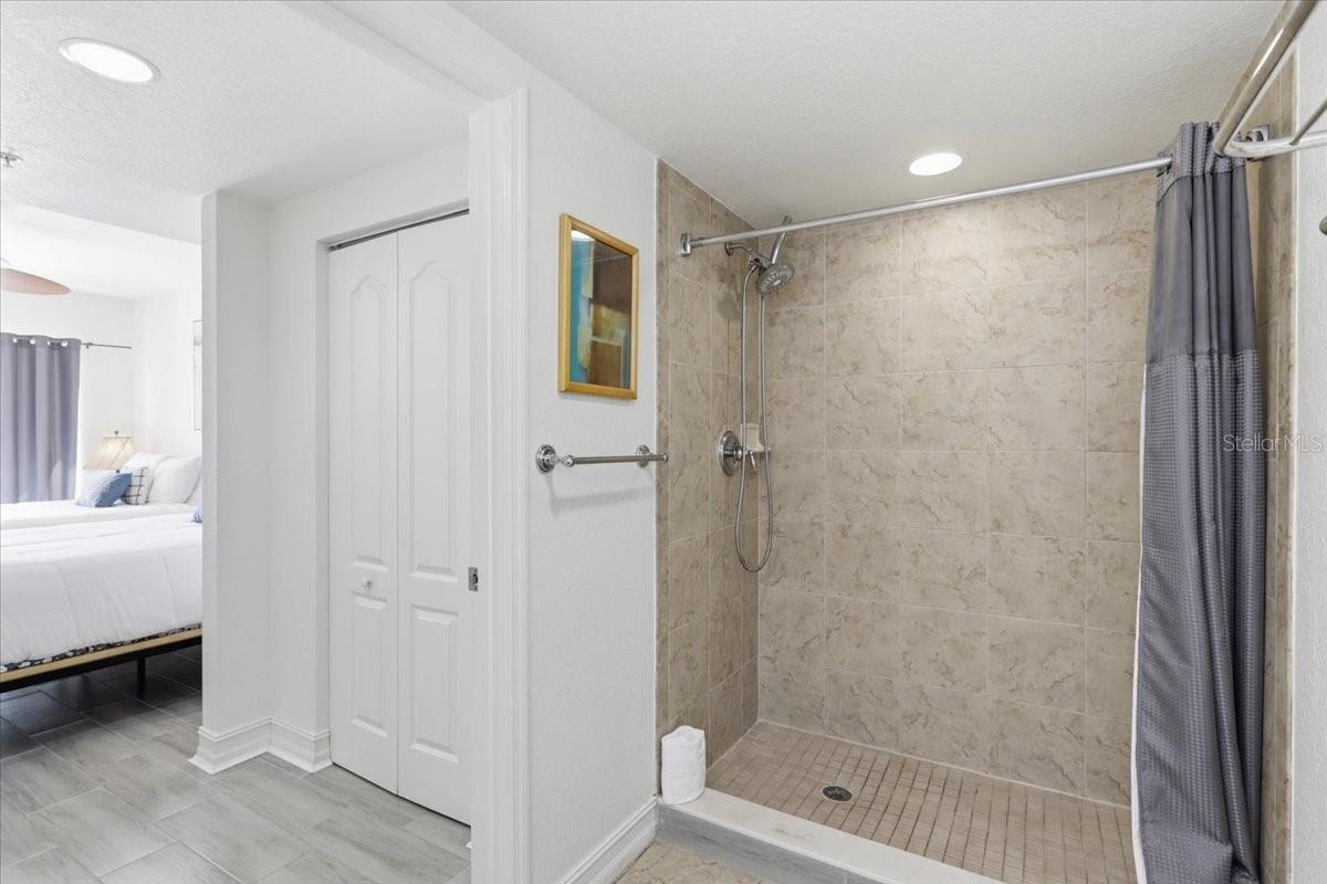 CRYSTAL PALMS BCH RESORT AT TREASURE ISLAND CONDO - Residential