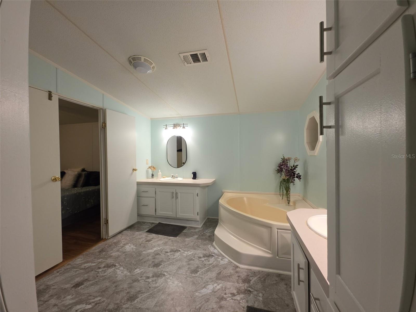 DUCK POND ADD TO CASSELBERRY - Residential