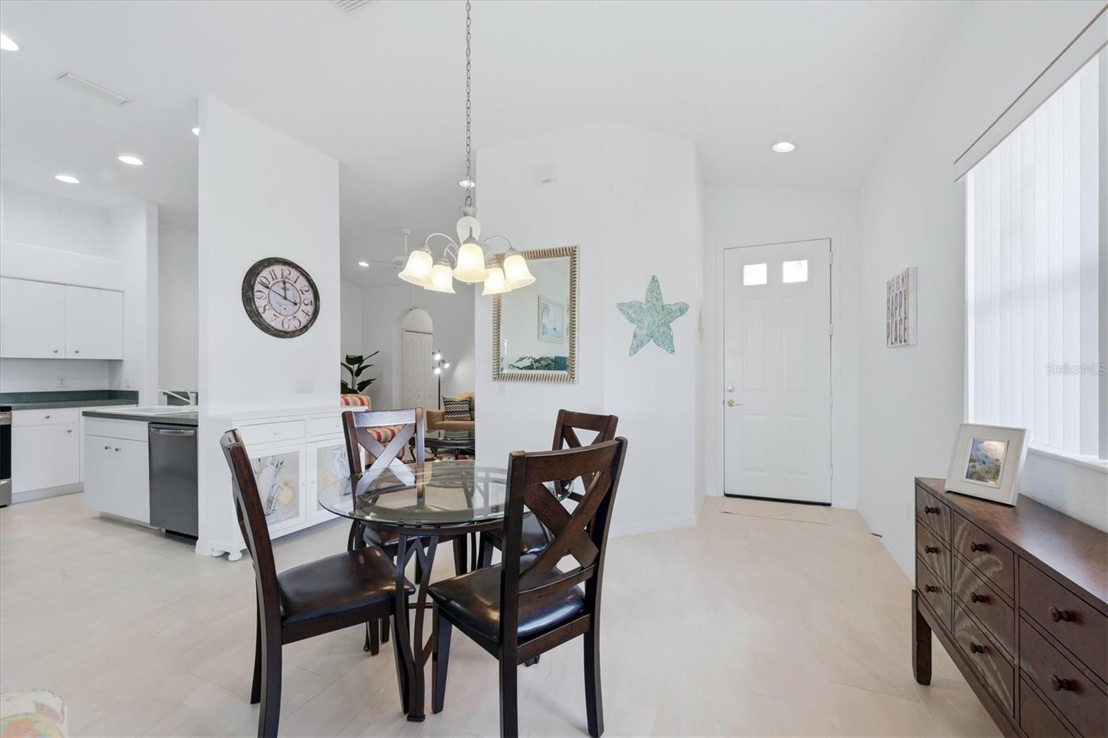 VENETIA PH 5 - Residential