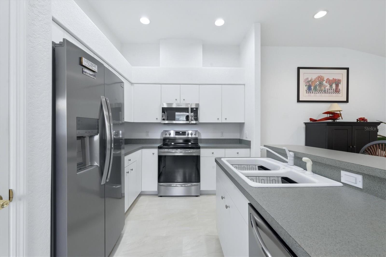 VENETIA PH 5 - Residential