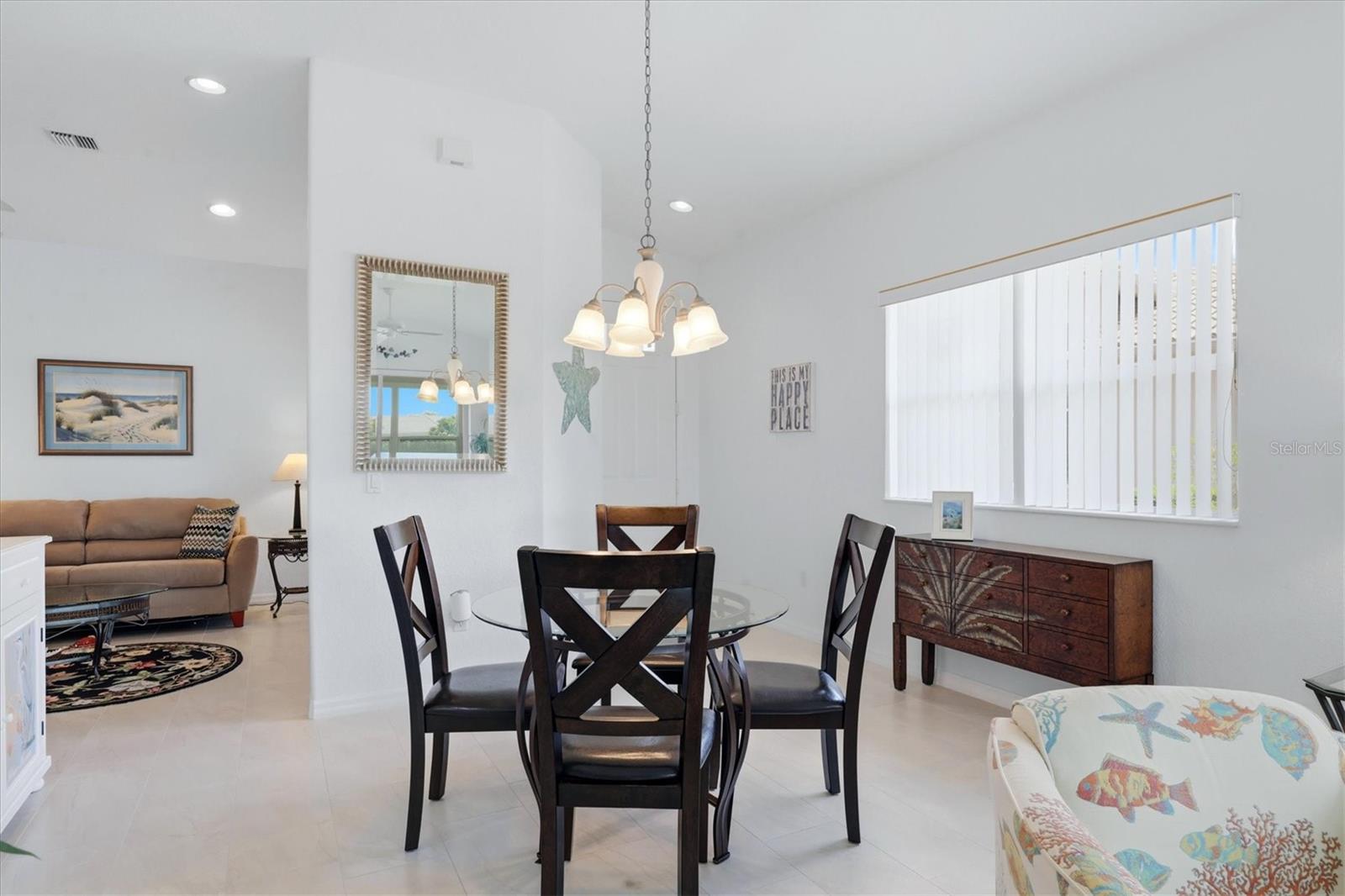 VENETIA PH 5 - Residential